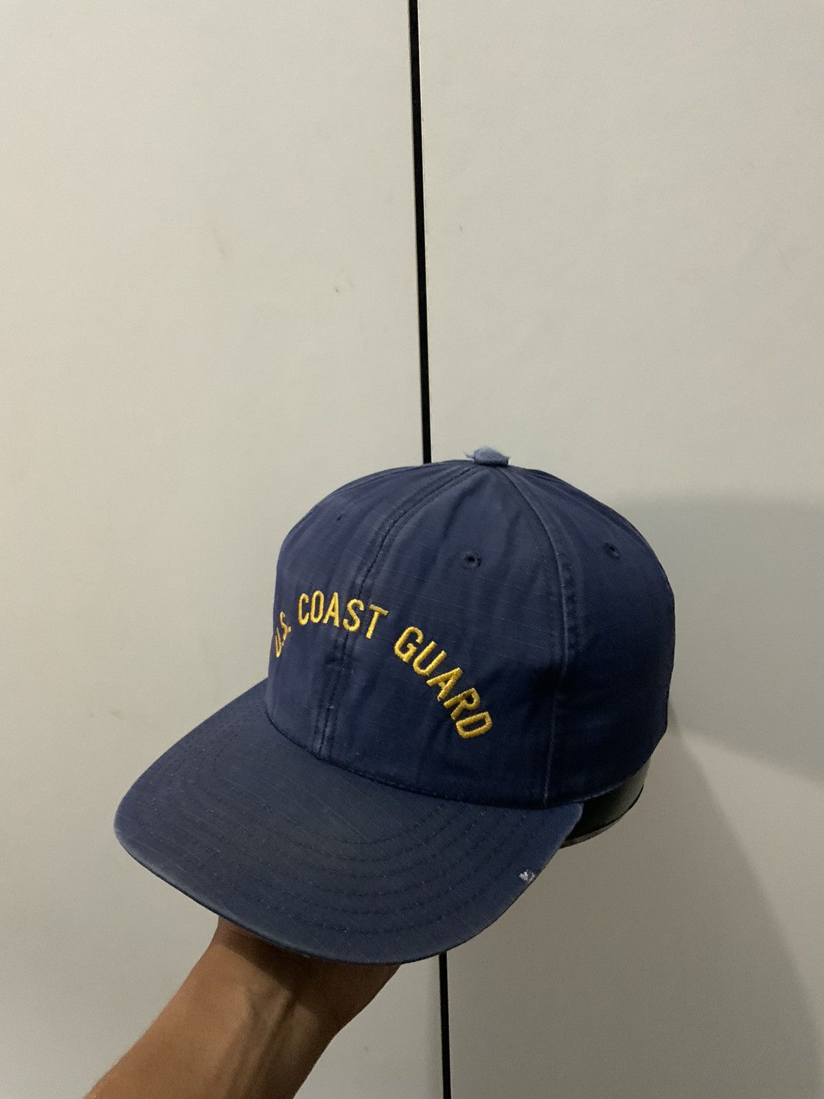 Vintage Vintage U.S. Coast Guard Indigo Fade Hat Size ONE SIZE - 1 Thumbnail