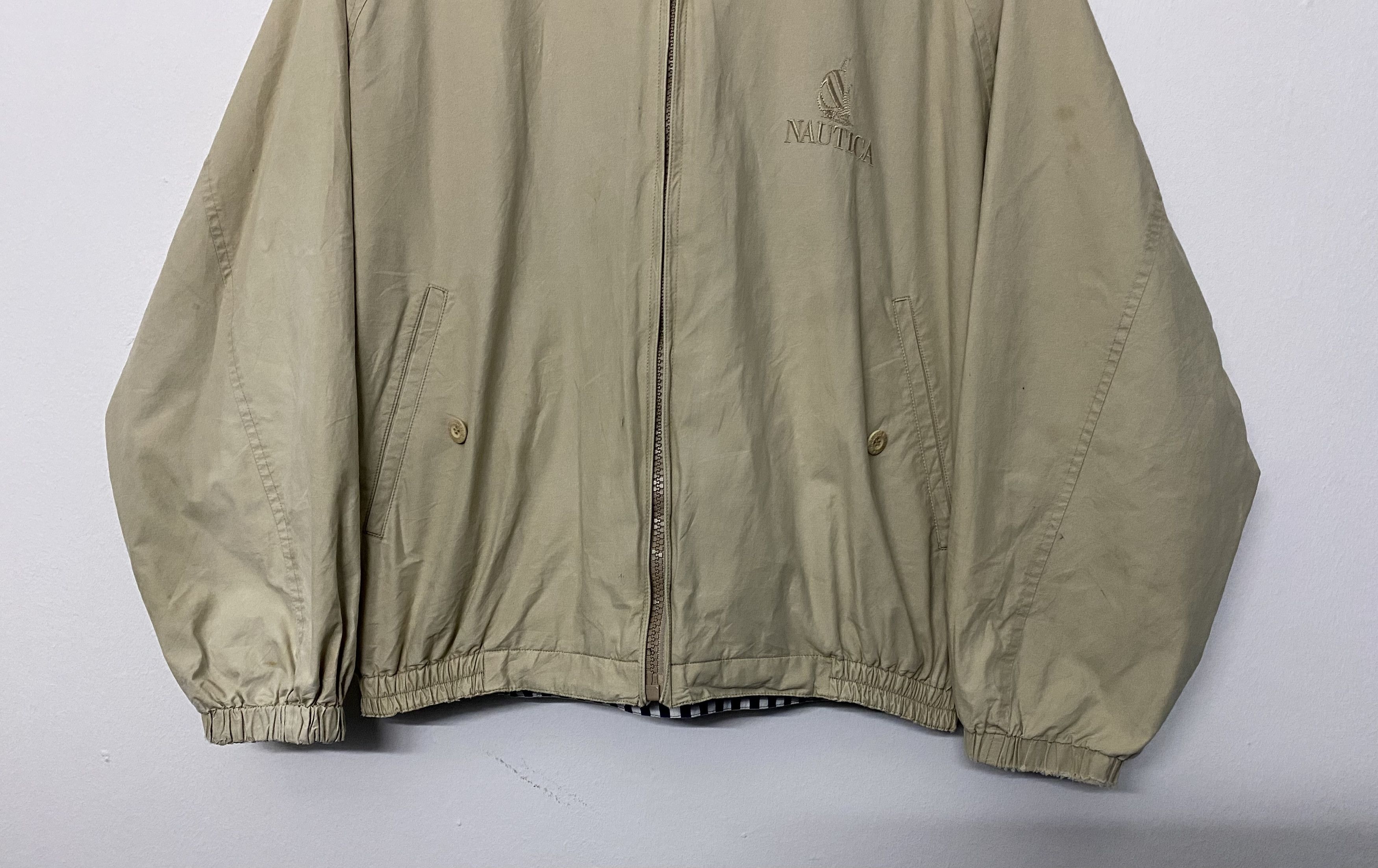 Nautica Vtg Nautica Reversible Sailing Jacket Tan/Striped Size Large Size US L / EU 52-54 / 3 - 5 Thumbnail
