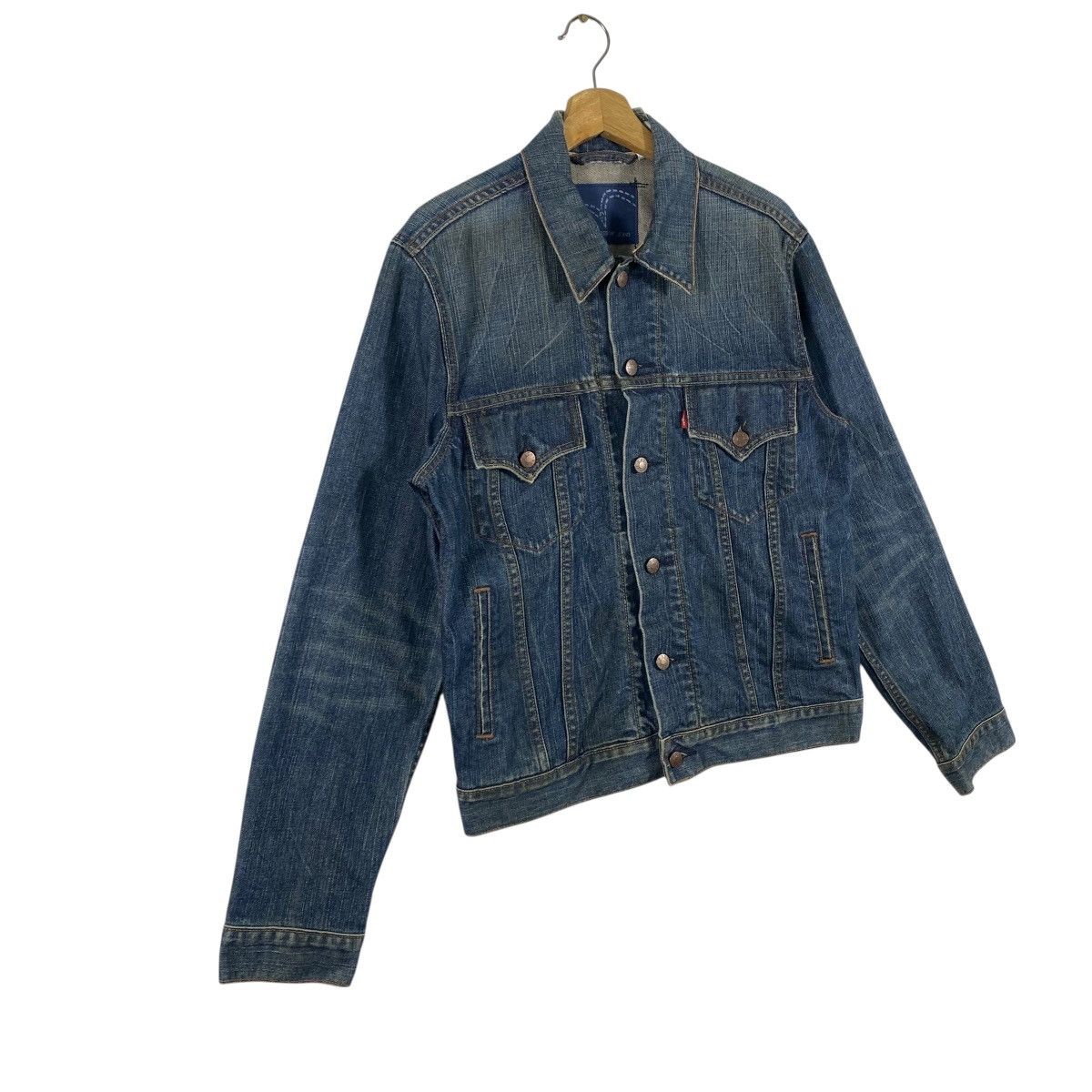 Levi's Levi's Slim Trucker Denim Jacket Medium Size Red Tab Jeans Size US M / EU 48-50 / 2 - 3 Thumbnail