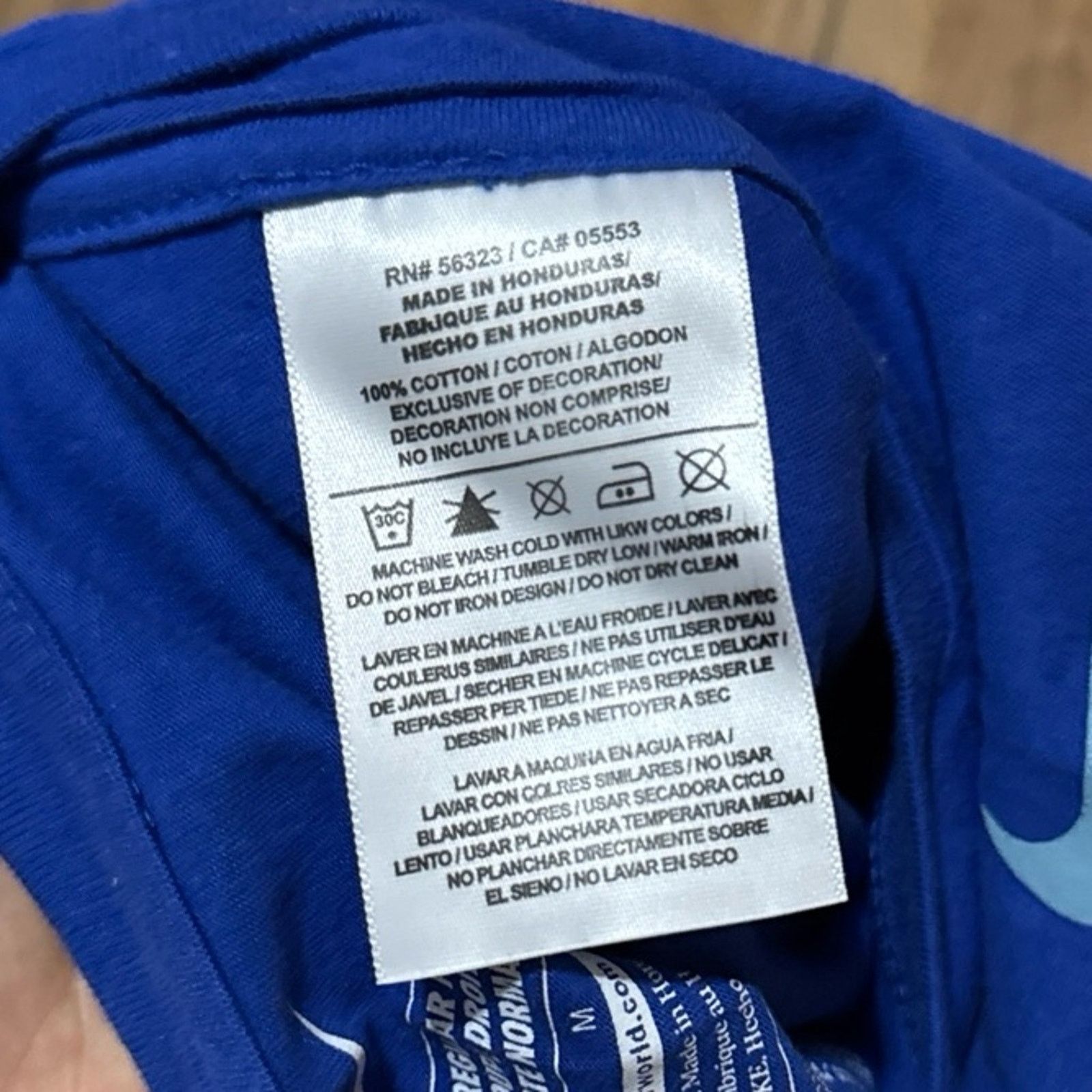 Nike 2015 Nike Spell Out Center Swoosh Short Sleeve Shirt Size US M / EU 48-50 / 2 - 4 Thumbnail