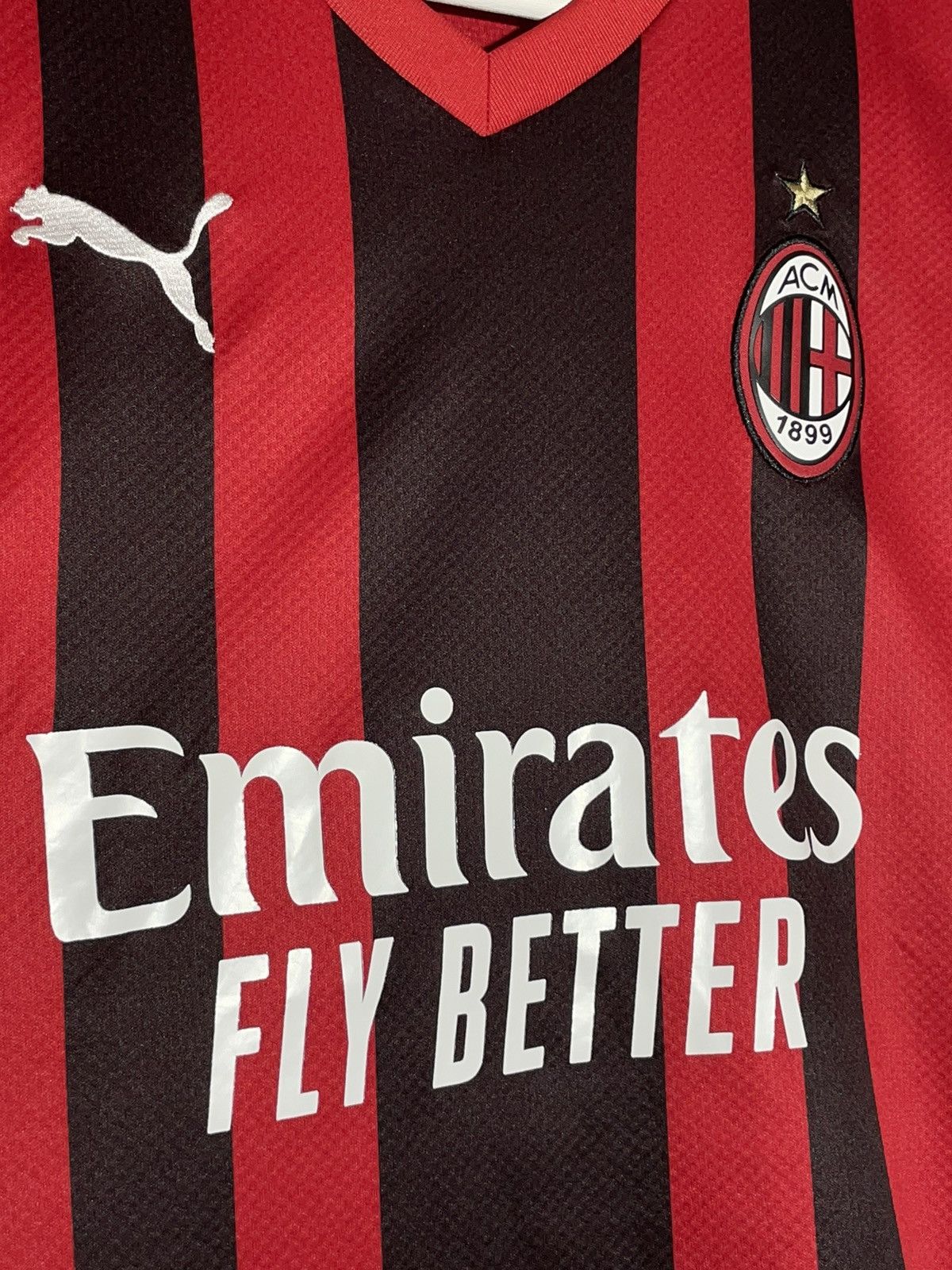 Puma AC Milan Puma 2021/22 Home Y2k Streetwear Football Shirt Size US M / EU 48-50 / 2 - 3 Thumbnail