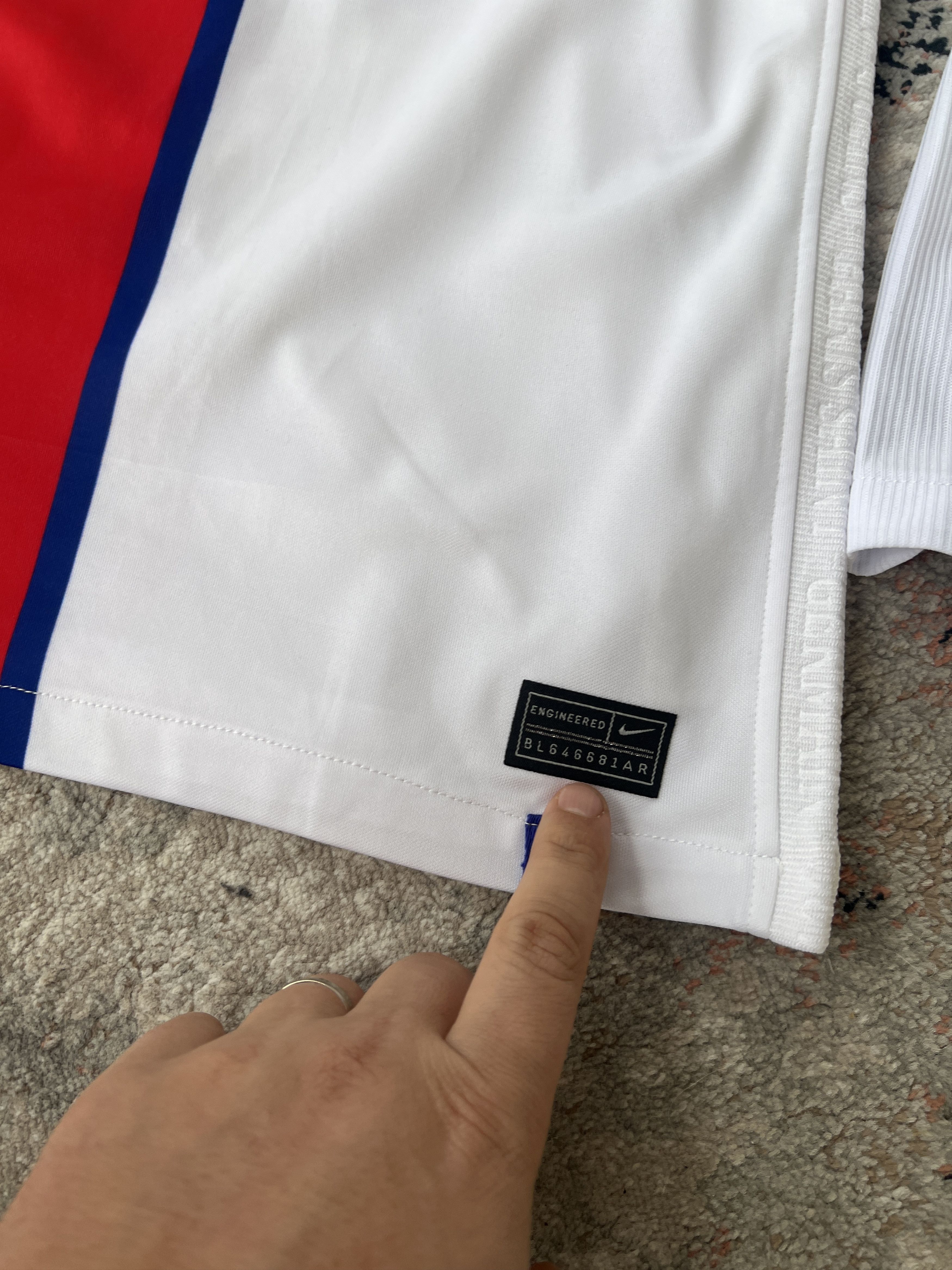 Nike Nike PSG Mbappe 7 Jersey Long Sleeve Size US L / EU 52-54 / 3 - 2 Thumbnail
