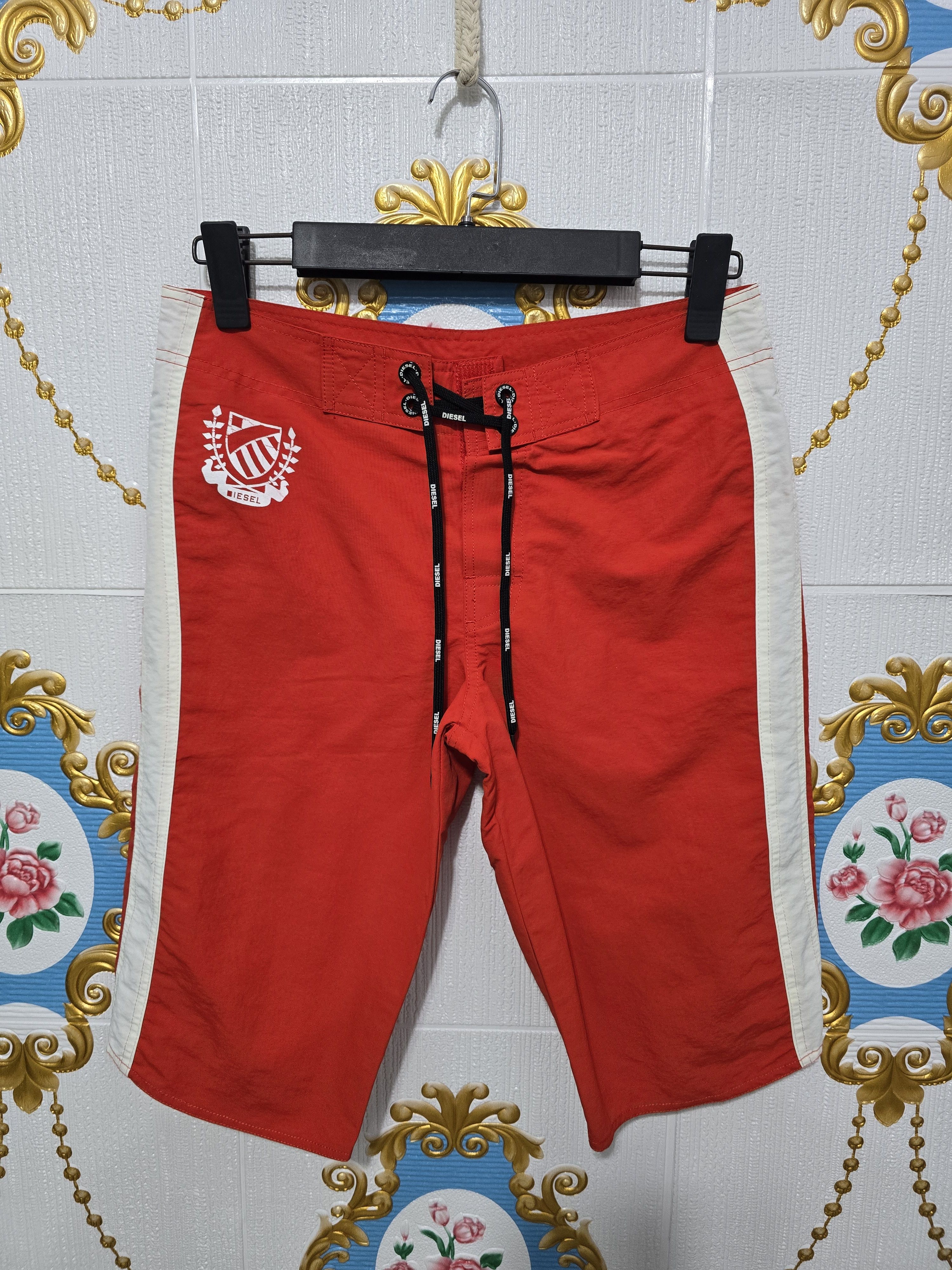 Diesel DIESEL swimwear Men size small VINTAGE EXCELLENT GREAT Size US 31 - 1 Thumbnail