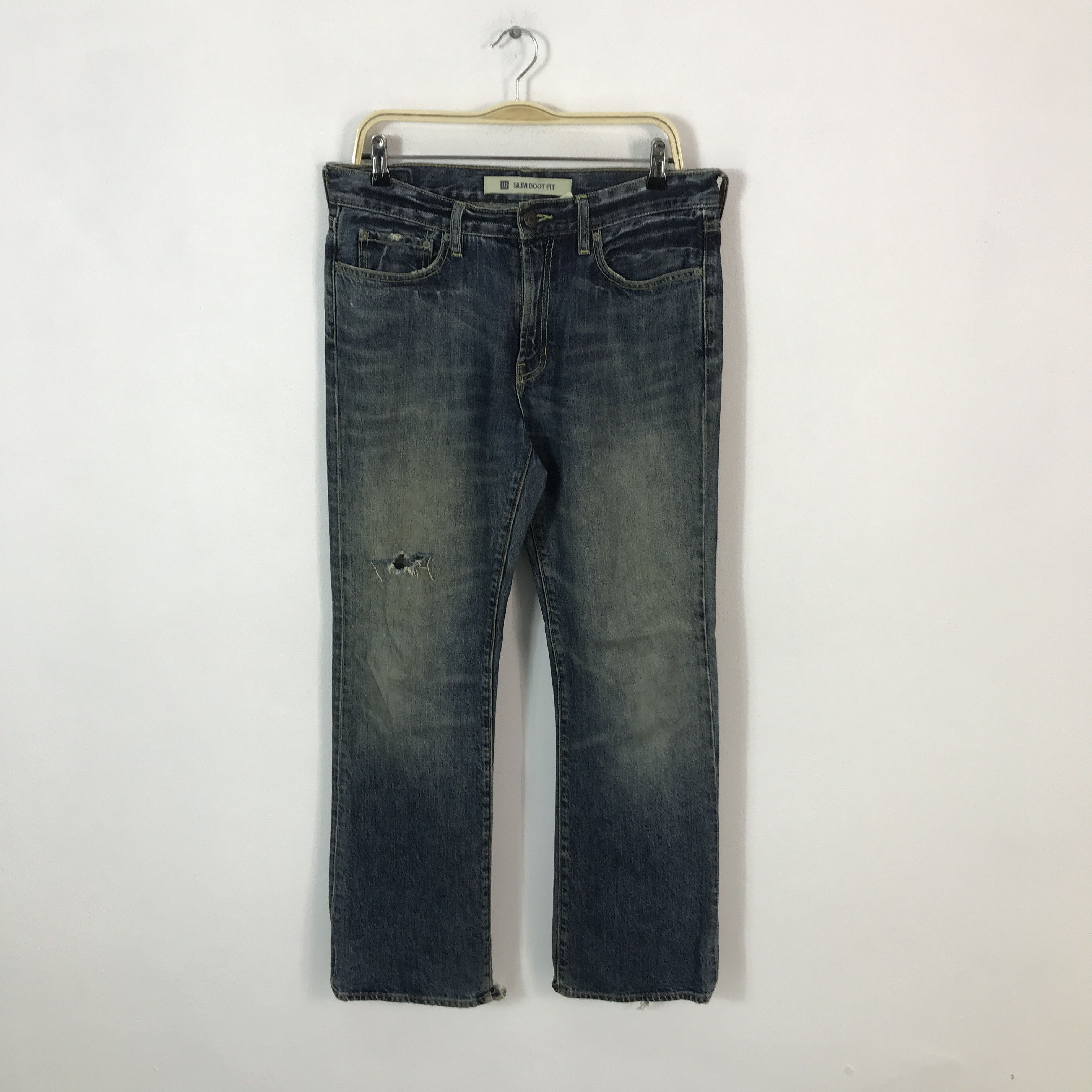 Gap Baggy gap distressed boot fit denim pants Size US 30 / EU 46 - 1 Thumbnail