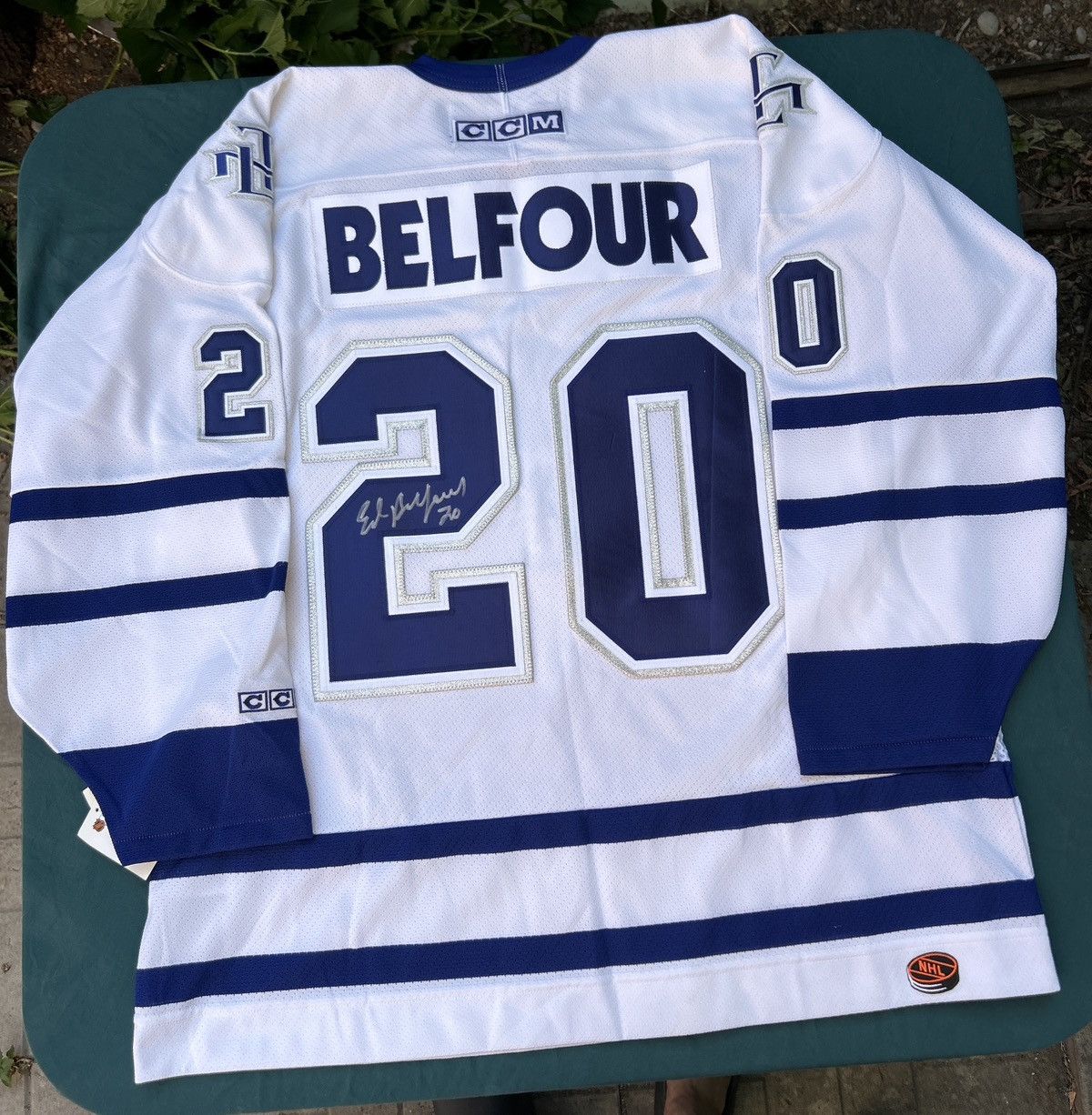 NHL Ed Belfour Signed NHL Toronto Maple Leafs CCM Jersey Size US XL / EU 56 / 4 - 1 Thumbnail