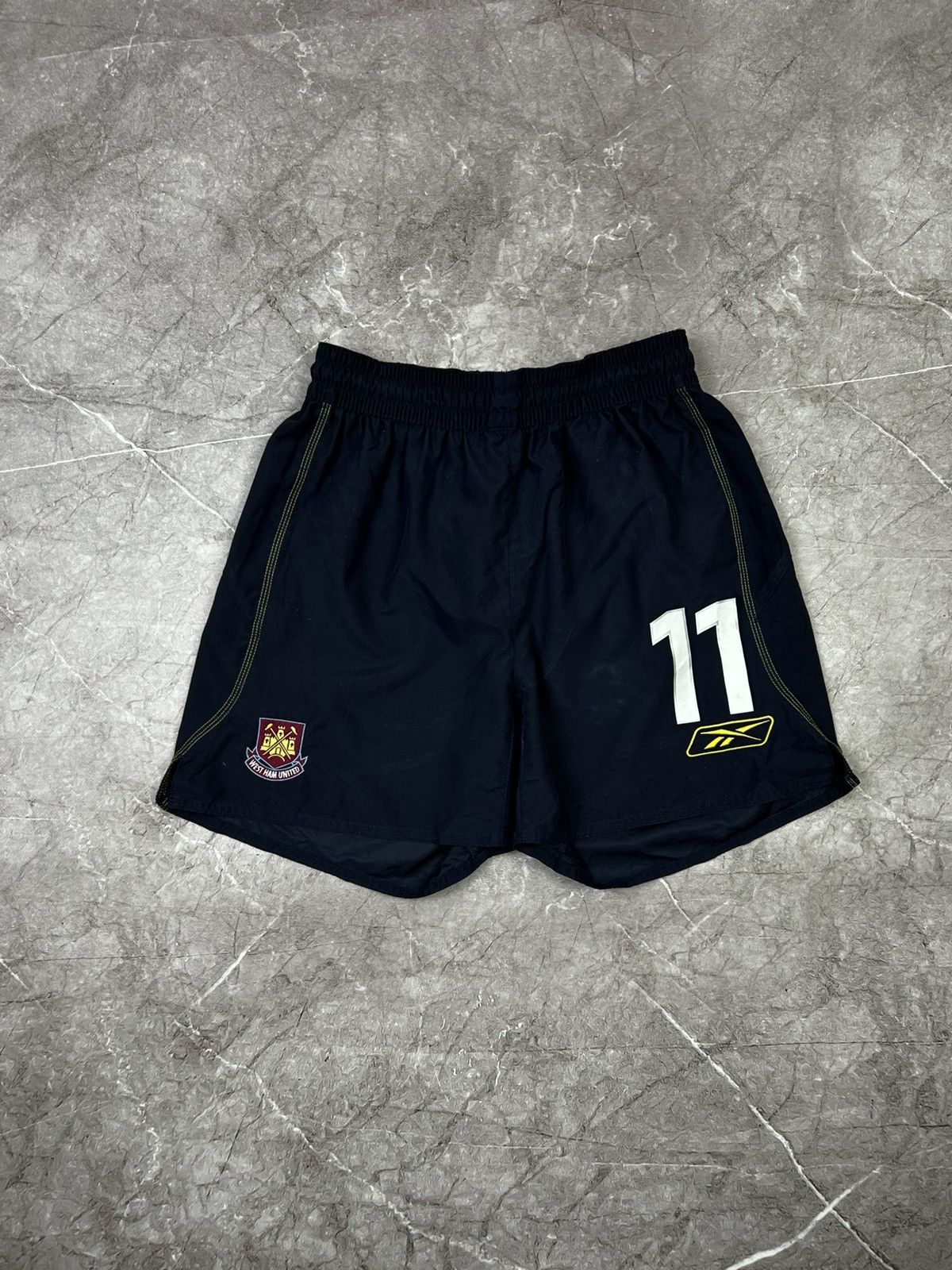 Reebok × Vintage WEST HAM UNITED 2004/06 MEN'S SOCCER JERSEY TRACKSUIT Size US S / EU 44-46 / 1 - 10 Thumbnail
