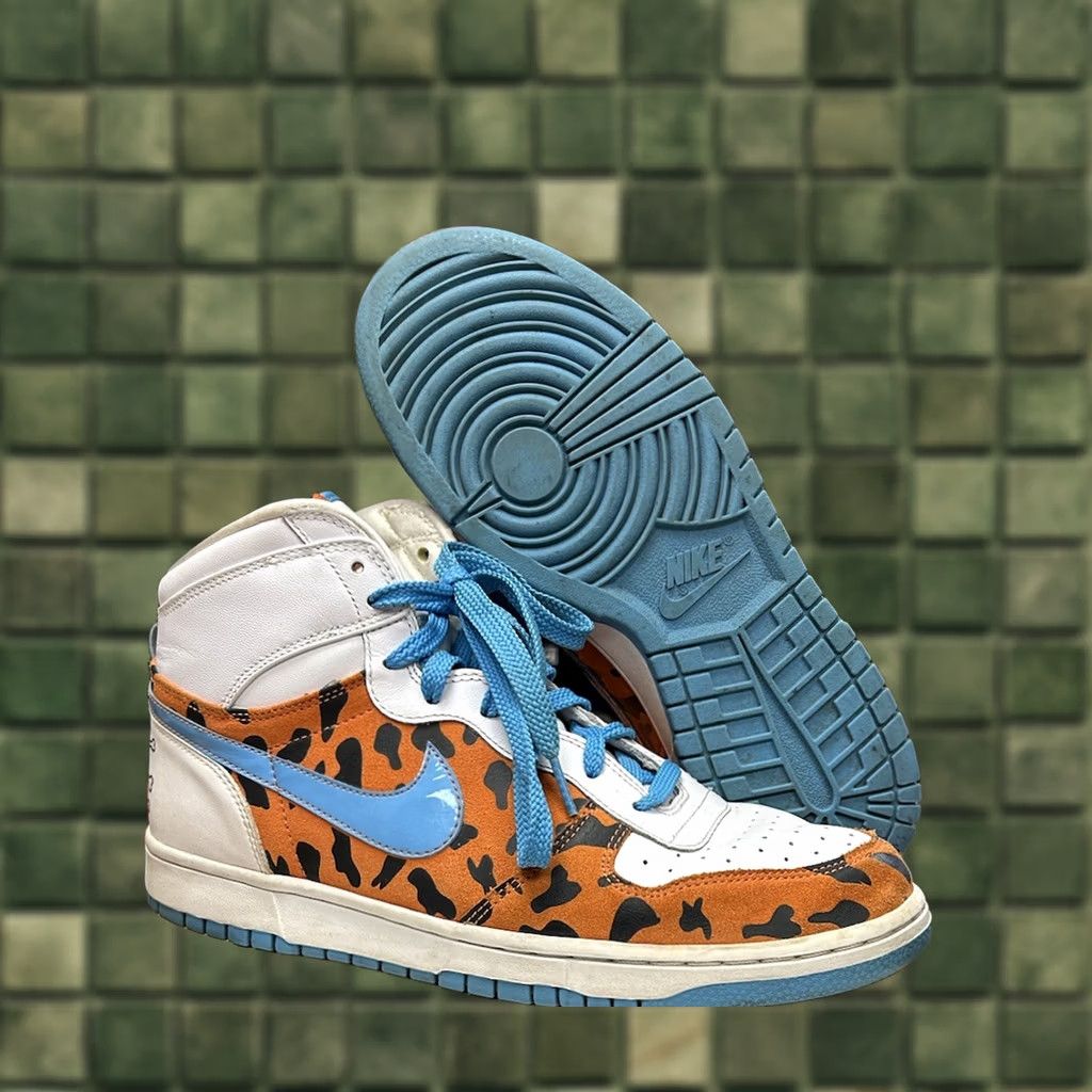 Nike VINTAGE Nike Big Nike High QK Fred Flintstone Sneakers Men 9.5 White 2009 Size US 9 / EU 42 - 1 Thumbnail