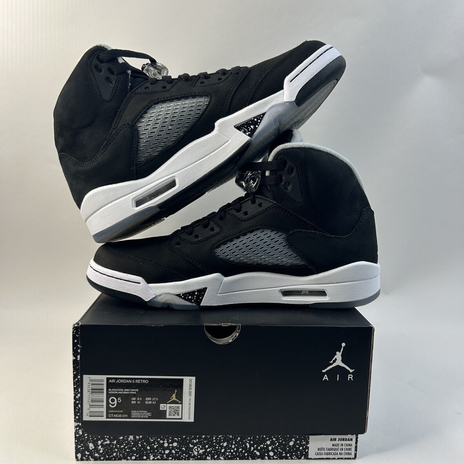 Nike Nike Air Jordan 5 Retro “Moonlight/Oreo” 2024 Size US 9.5 / EU 42-43 - 3 Thumbnail