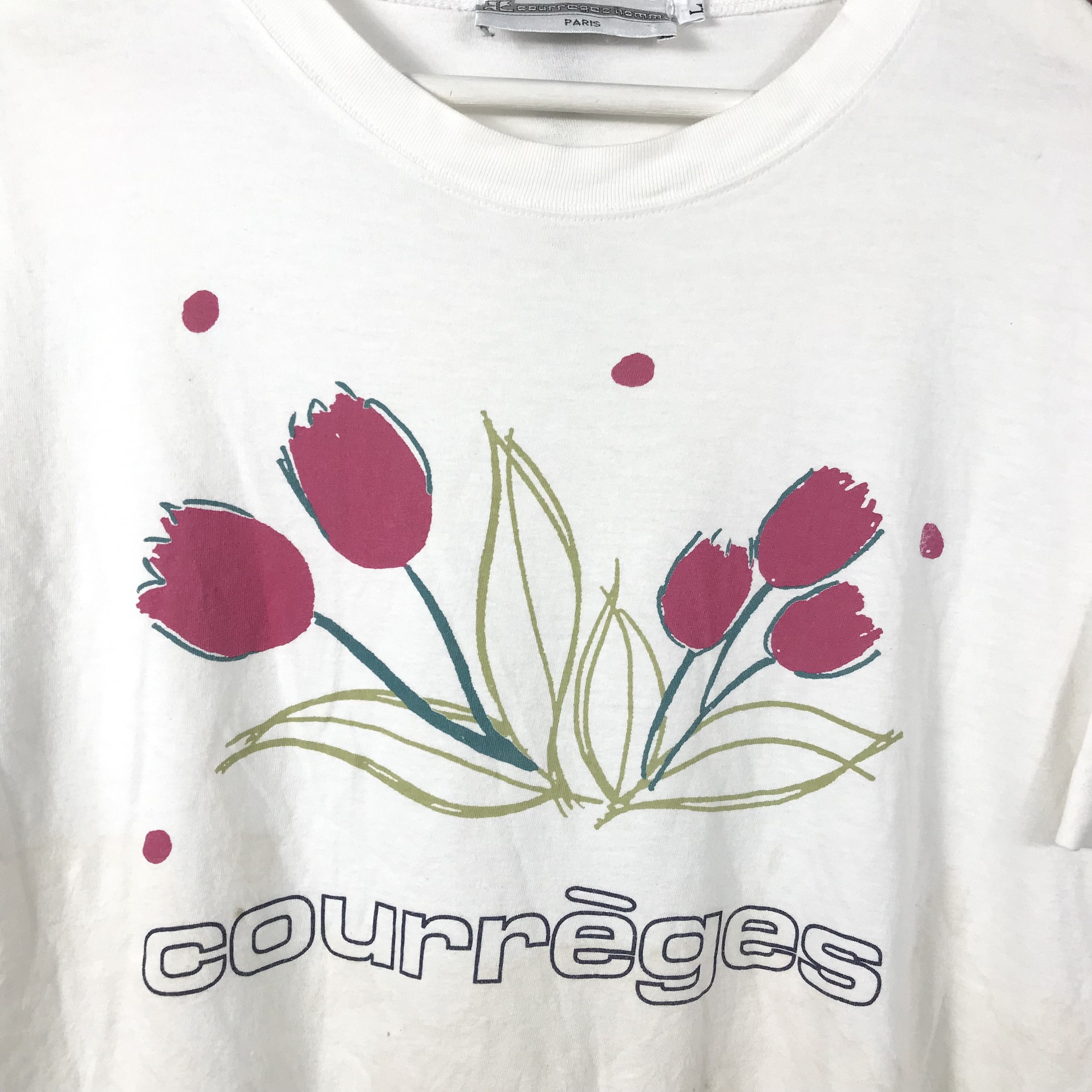Courreges Vintage Courreges Spell Out Logo White Tee Size US L / EU 52-54 / 3 - 3 Thumbnail