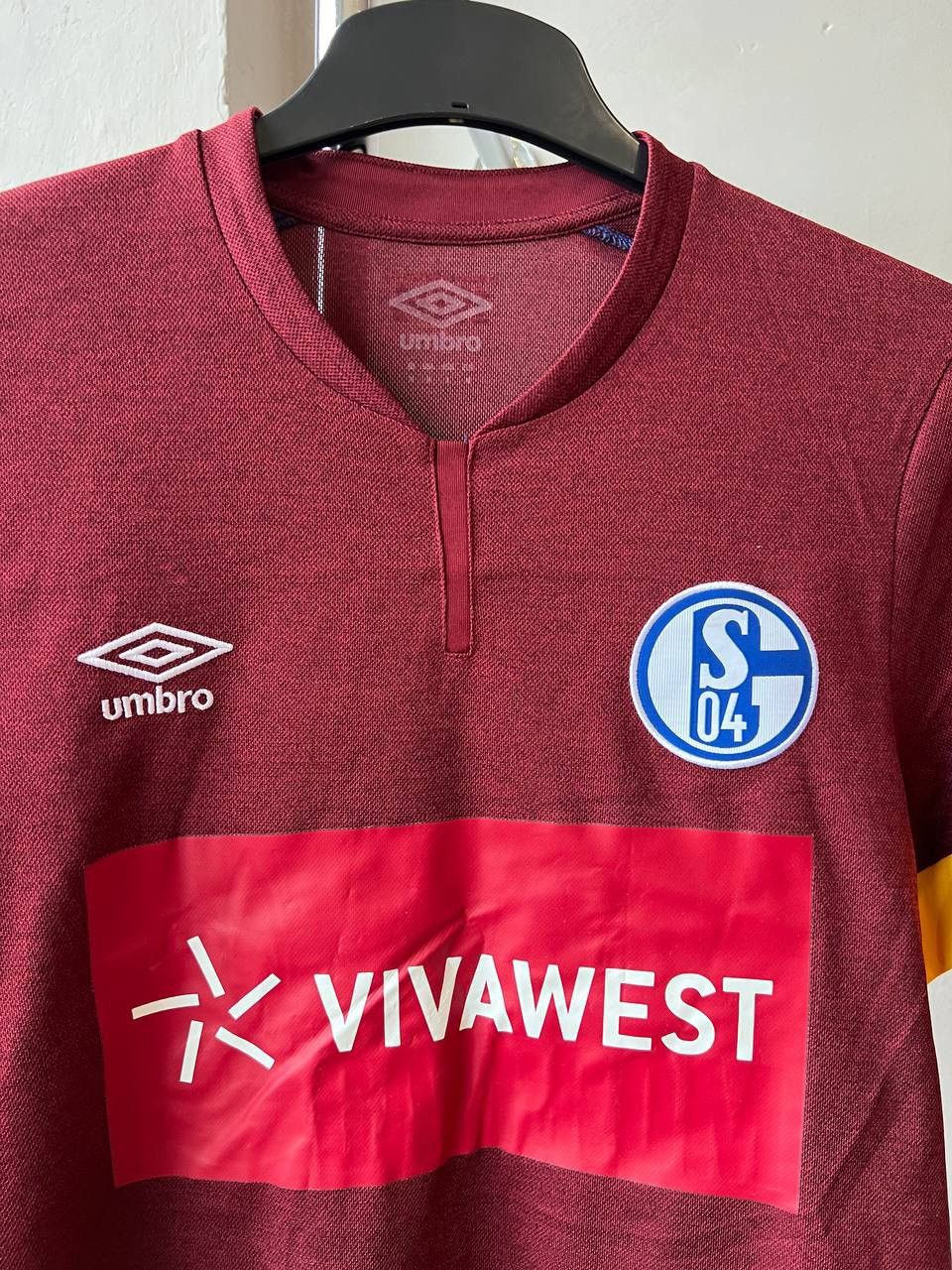 Umbro 2021/22 SCHALKE 04 THIRD SOCCER JERSEY FOOTBALL SHIRT SZ M Size US M / EU 48-50 / 2 - 4 Thumbnail