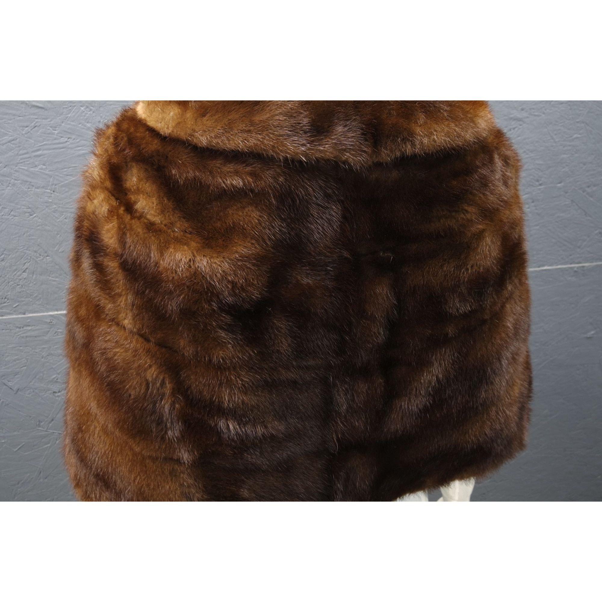 Macys VTG Macy's Kansas City 'Fur Salon' Mink Stole Size ONE SIZE - 3 Thumbnail