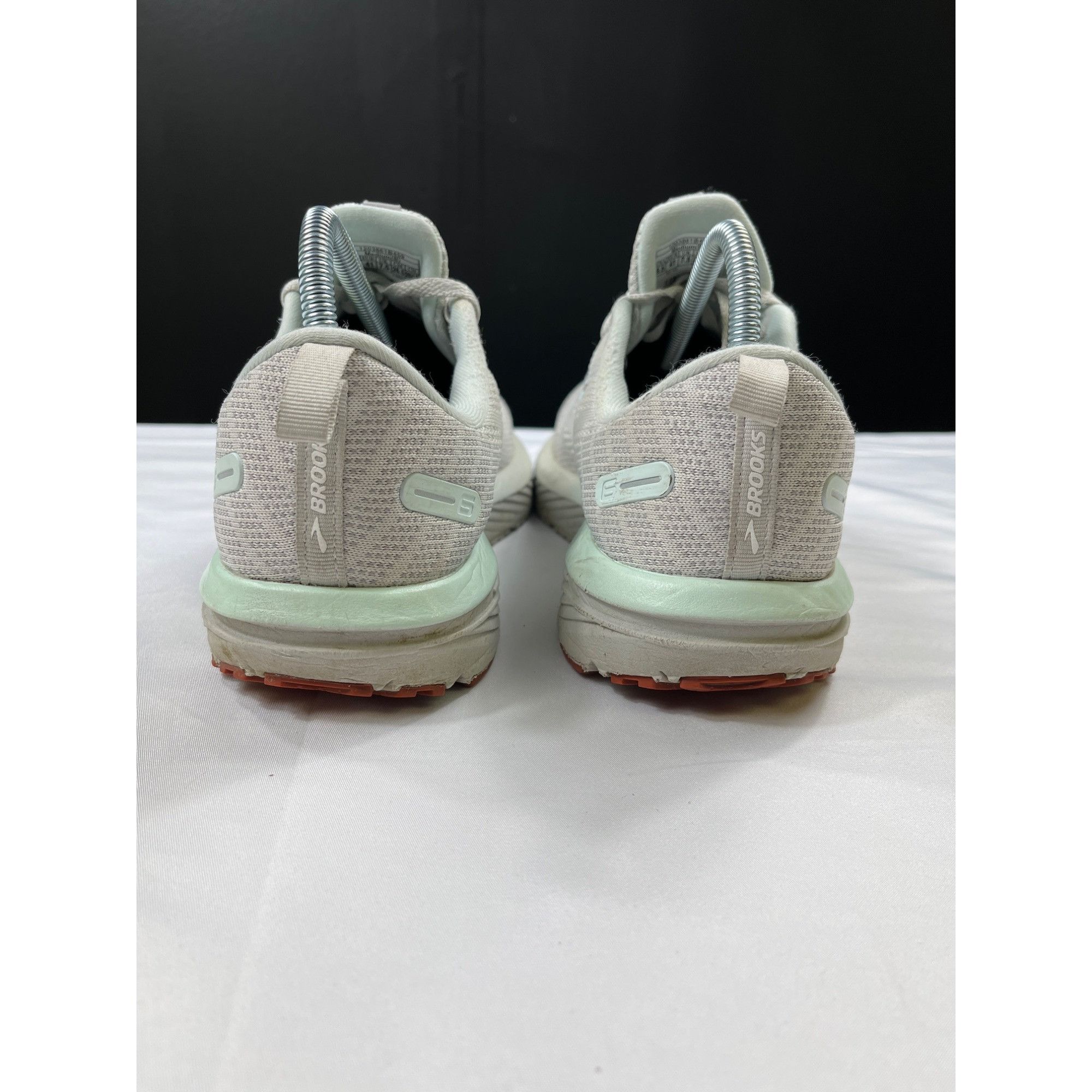 Brooks Brooks Womens Gray White Revel 6 Running Shoes Size 9.5 Sku Size US 9.5 / IT 39.5 - 5 Thumbnail