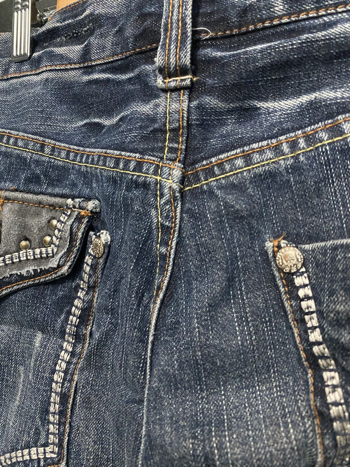 Japanese Brand Japanese brand sirmione jeans short distressed Size US 29 - 7 Thumbnail