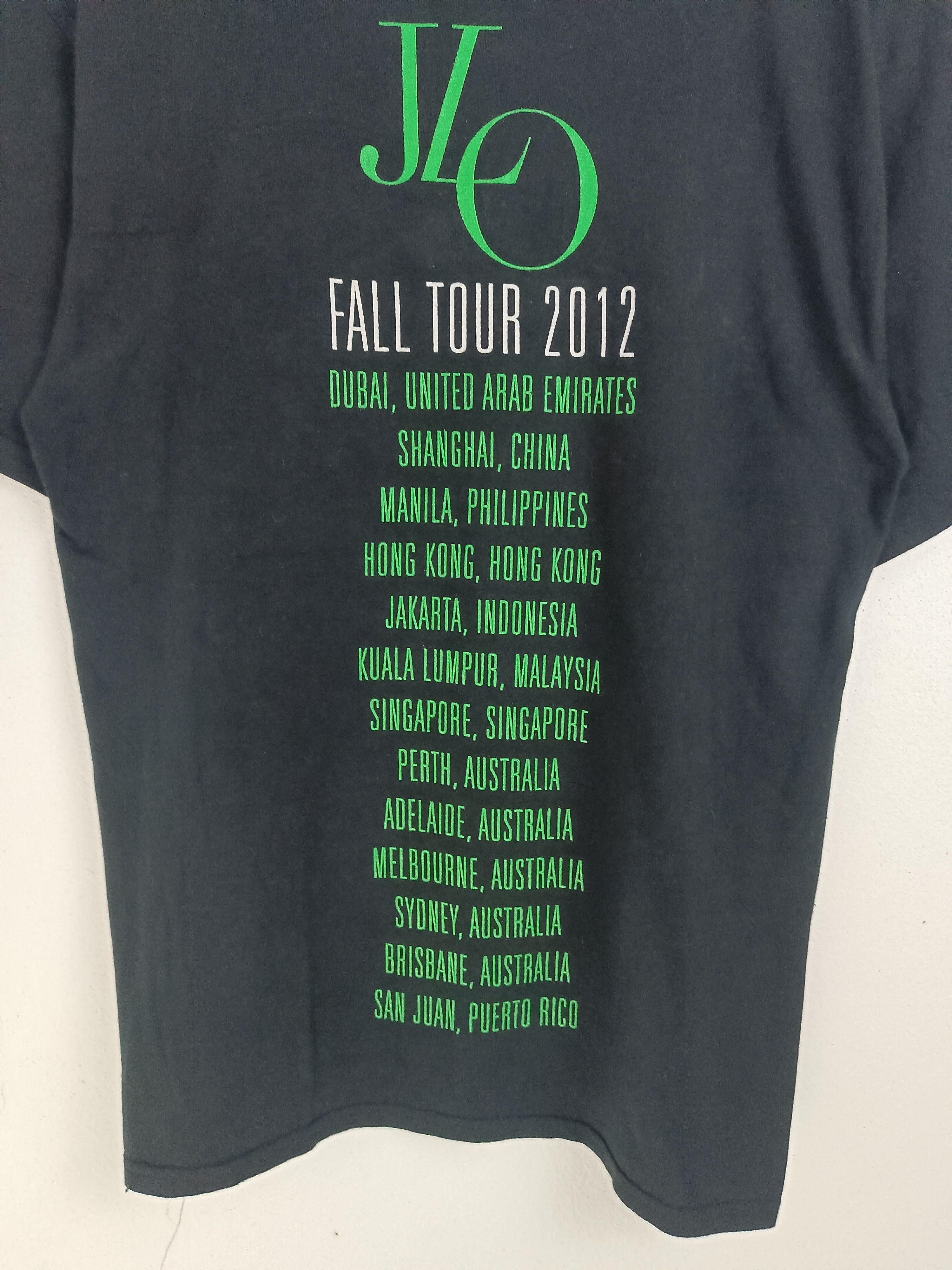 Rap Tees VINTAGE '12 JENNIFER LOPEZ JLO TOUR shakira affleck britney Size US S / EU 44-46 / 1 - 12 Thumbnail