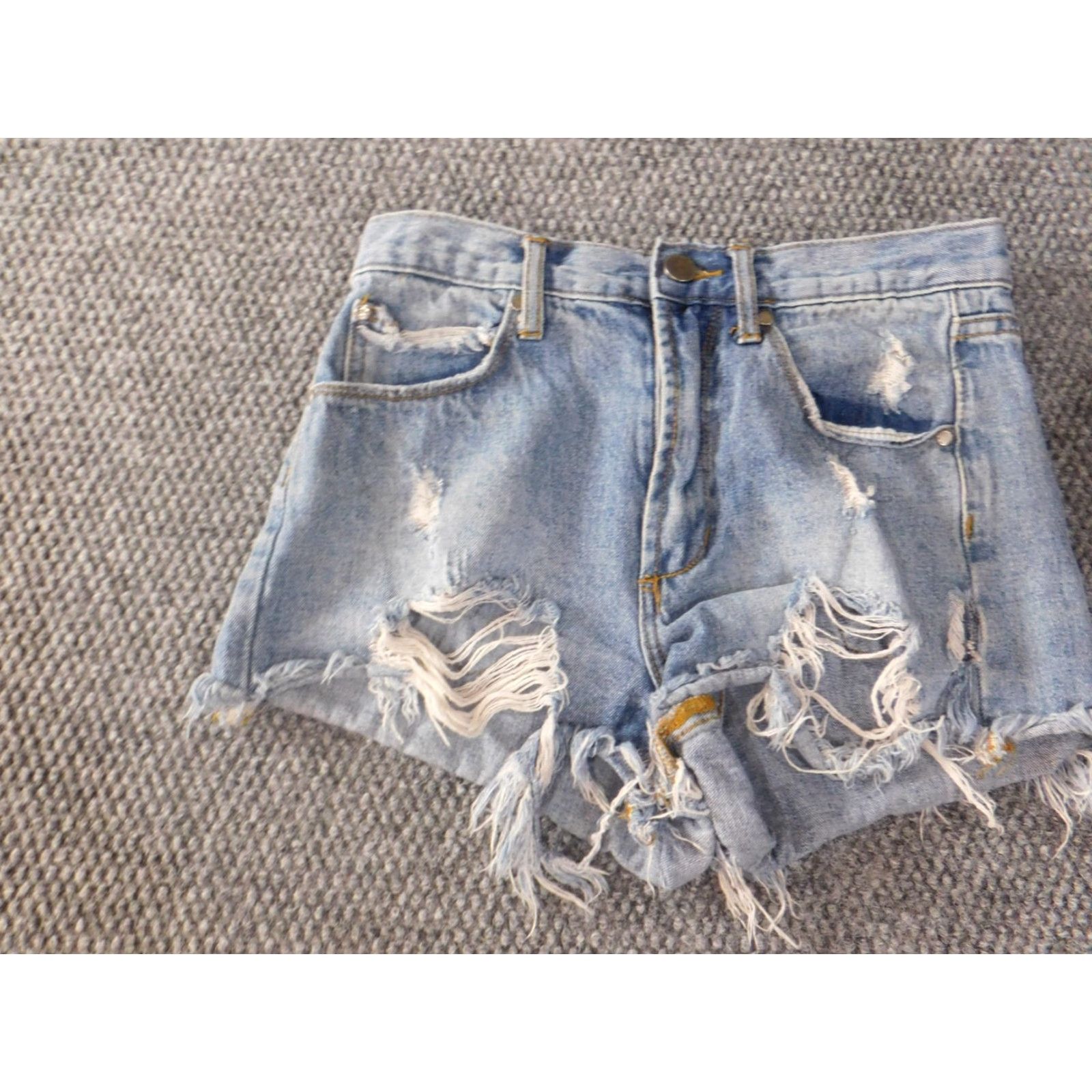 Vintage Articles of Society Womens Shorts 24 blue distressed cut light denim Cut-Off Flat Front Zip Size 42" / US 20 - 3 Thumbnail