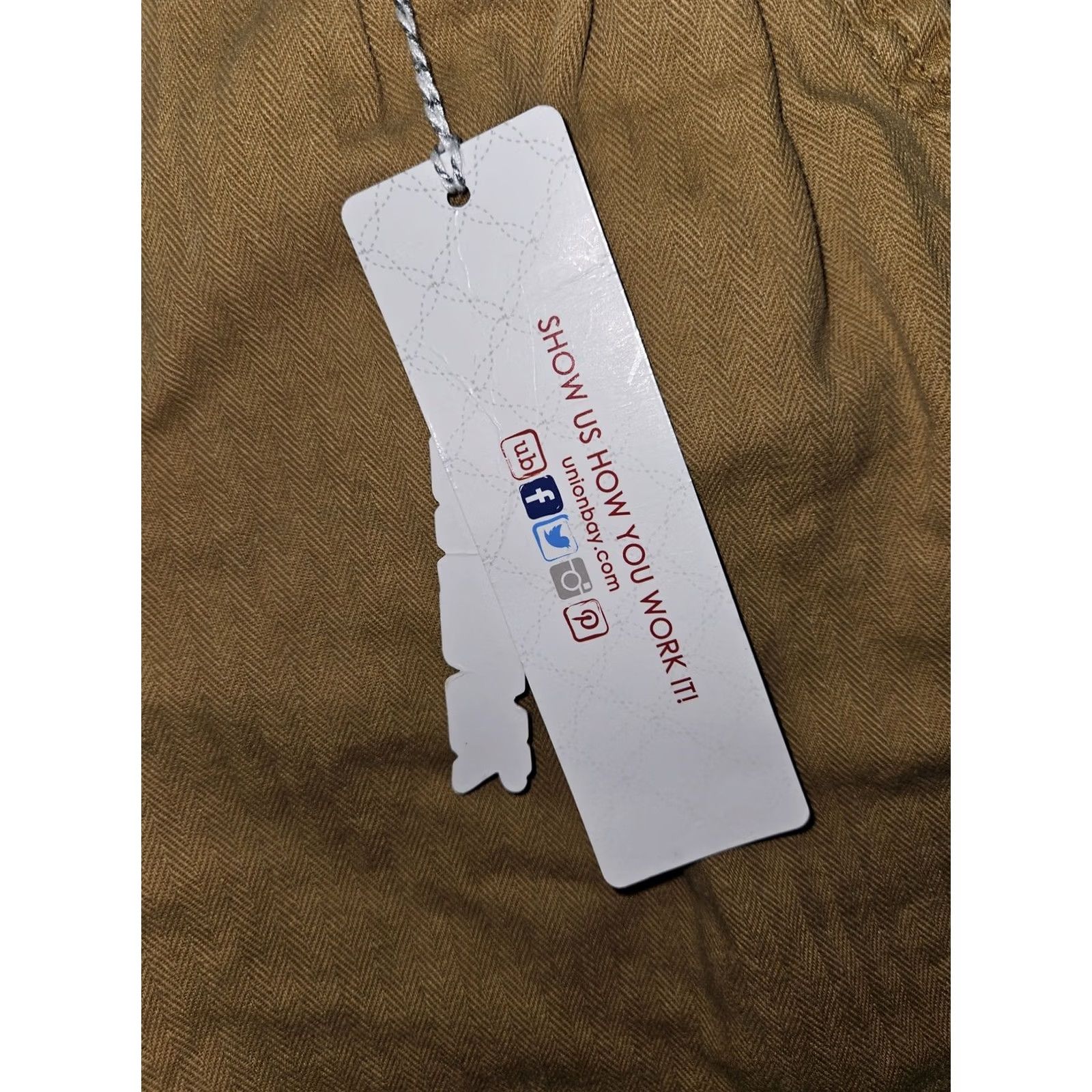Vintage VINTAGE Unionbay Pants Womens 9 Khaki Ultra High Rise Buckle Strap Pleated Casual New Size 30" / US 8 / IT 44 - 5 Thumbnail