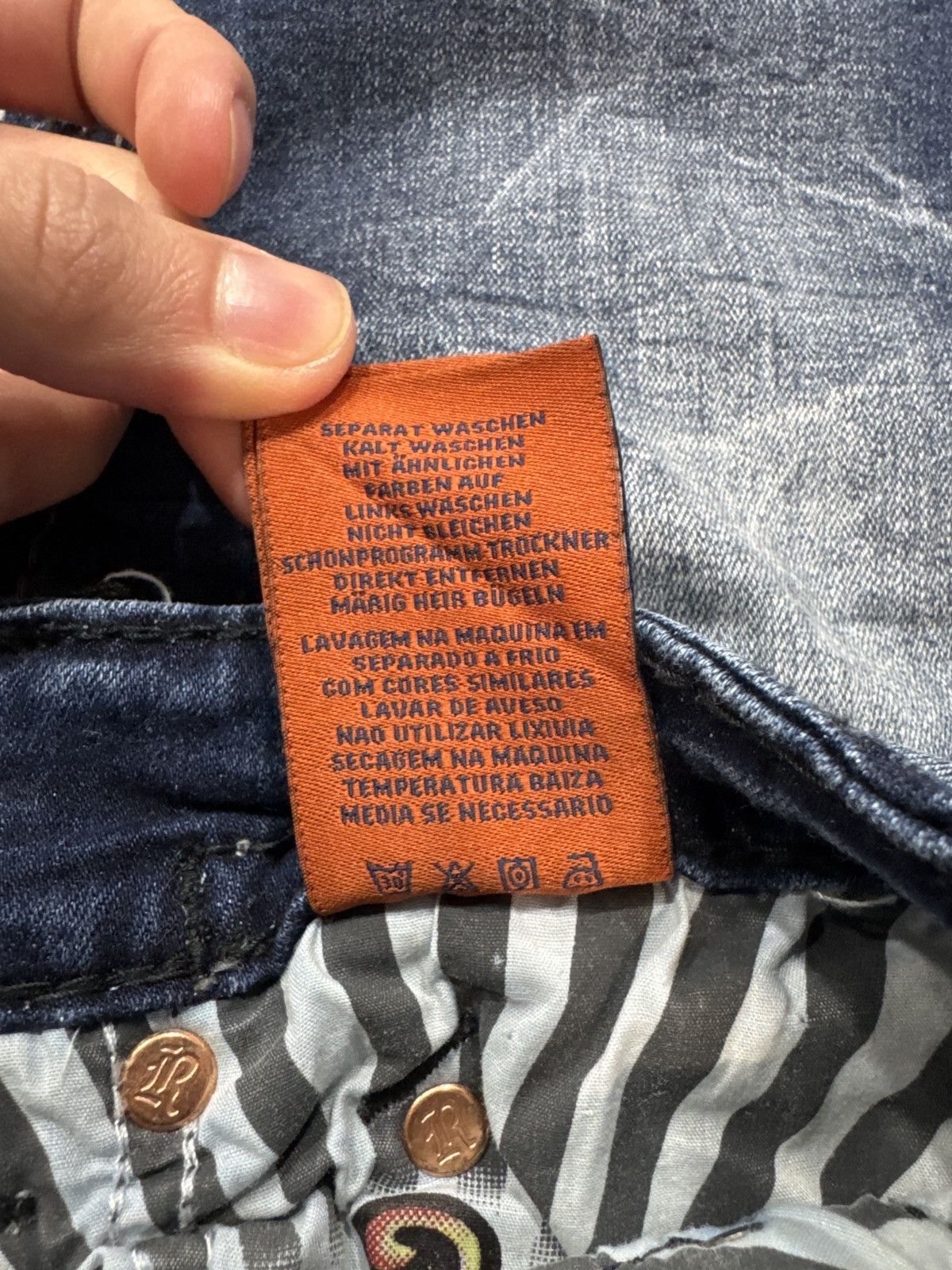Rock Revival 30/32 Rock revival jeans. rare snakeskin red Size US 30 / EU 46 - 13 Thumbnail