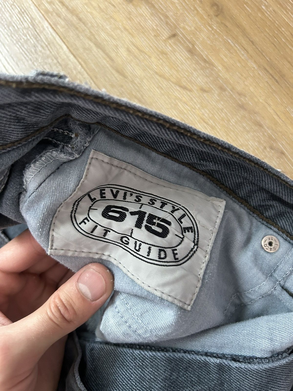 Levi's × Levi's Vintage Clothing × Vintage 🔥VINTAGE BAGGY LEVIS 615 ASH GRAY DENIM JEANS 1997🔥 Size US 38 / EU 54 - 5 Thumbnail