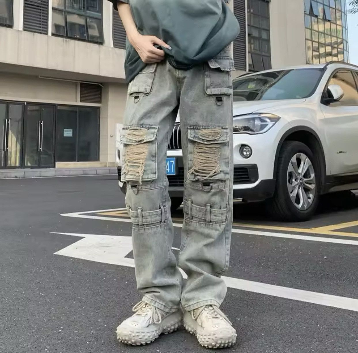 Denime × Japanese Brand × Vintage Kanye Pockets Y2K Streetwear Ripped Jeans Cargo Pants Size US 38 / EU 54 - 6 Thumbnail
