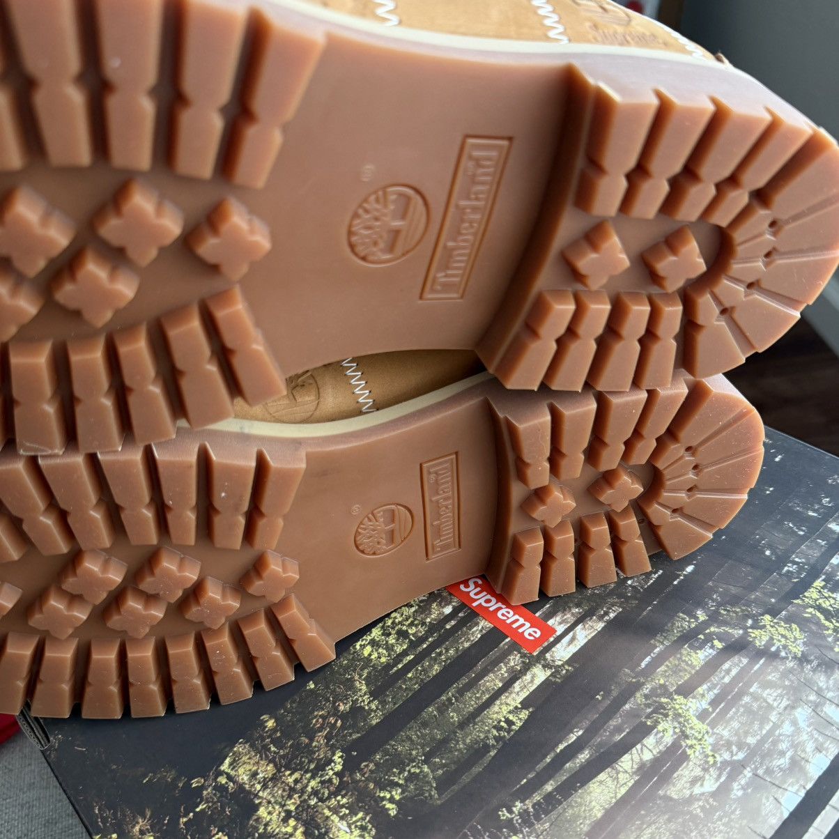 Supreme × Timberland Supreme FW25 Timberland 6” Premium Waterproof Boot Wheat 10 Size US 10 / EU 43 - 6 Thumbnail