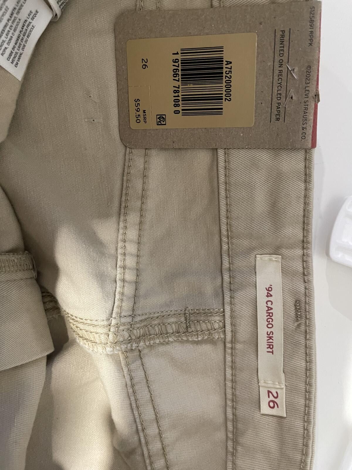 Levi's Levi's '94 Cargo Mini Skirt Beige Size 26 Size 26" / US 2 / IT 38 - 3 Thumbnail