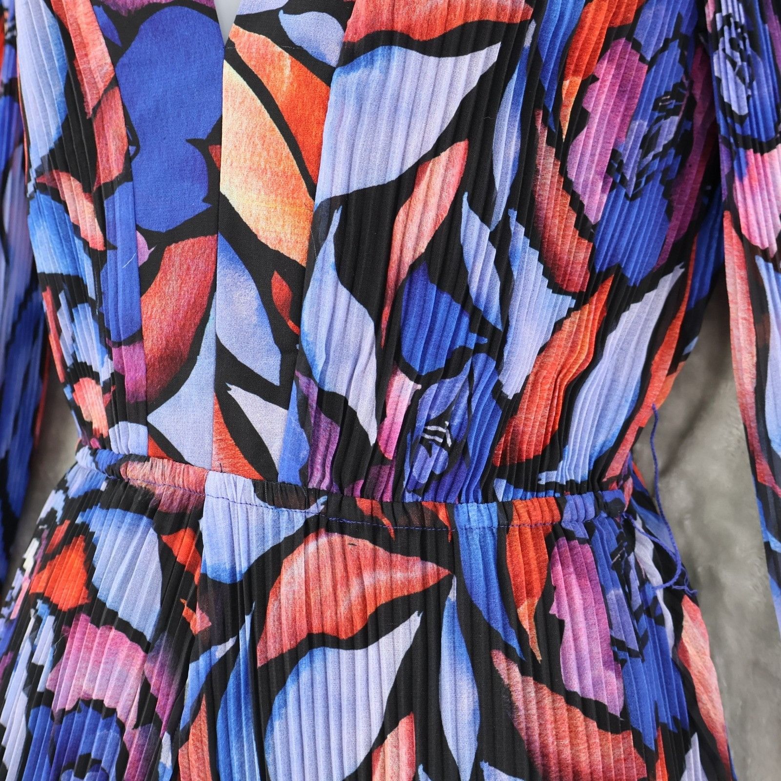 MILLY Milly Liv Dream Rose Print Dress Womens 4 Blue Pleated Artsy Size S / US 4 / IT 40 - 8 Thumbnail