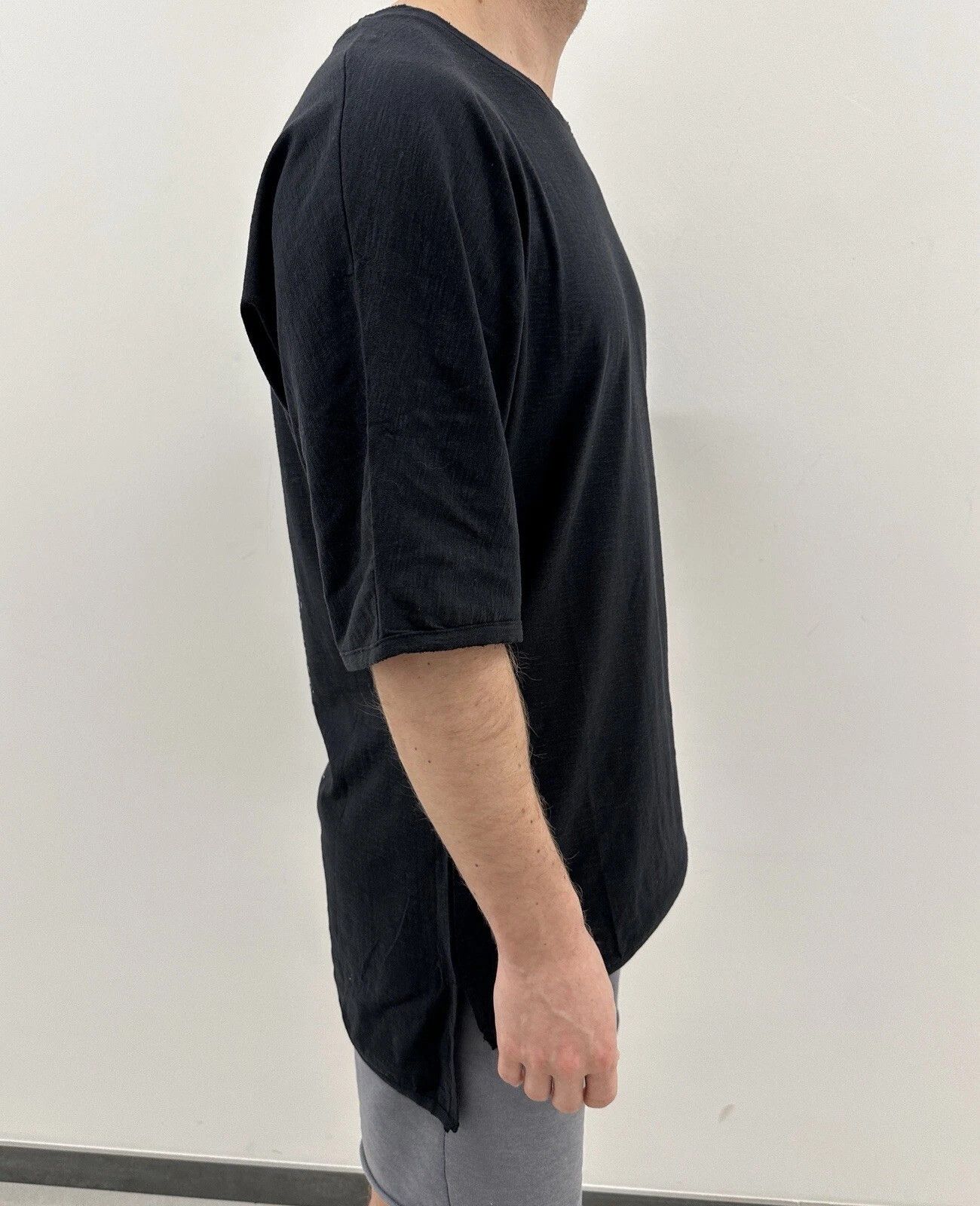 First Aid To The Injured First Aid To The Injured Men T-shirt Avant Owens Oversized Size US M / EU 48-50 / 2 - 7 Thumbnail