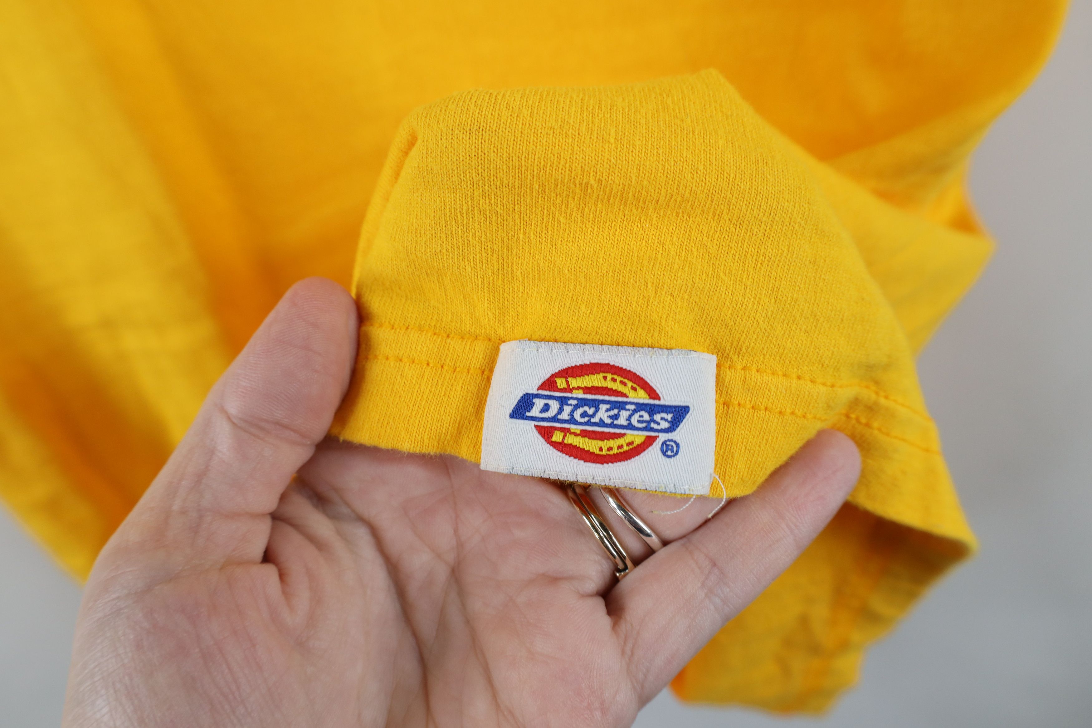 Dickies Vintage 90s Dickies Spell Out Pocket T-Shirt Yellow Cotton Size US L / EU 52-54 / 3 - 4 Thumbnail