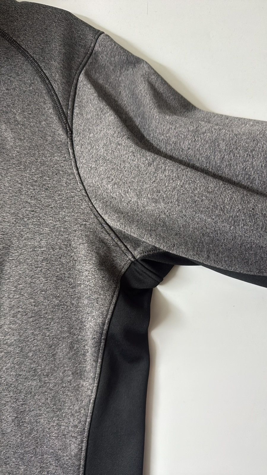 Columbia Spyder Gray and Black Lightweight Jacket - Like New Size US XL / EU 56 / 4 - 9 Thumbnail