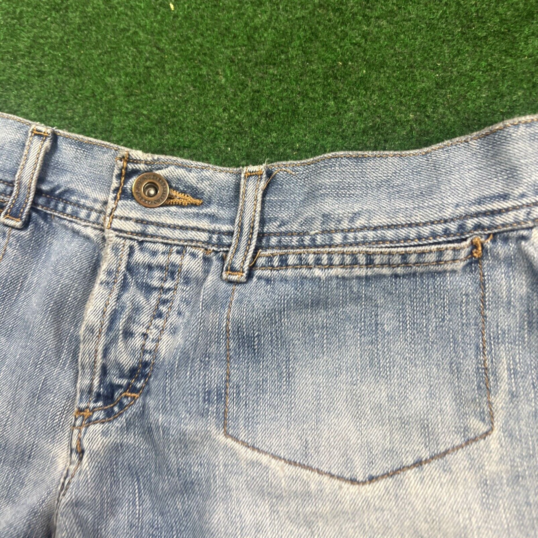American Eagle Outfitters American Eagle Shorts Size 4 Shortie Stretch Distressed 28in Size 27" / US 4 / IT 40 - 6 Thumbnail