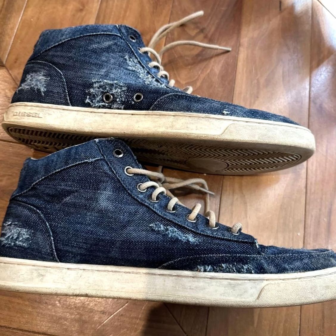Diesel VINTAGE Diesel Luxury Italy Men Sneakers Denim Distressed finish High-Cut 10.0US 90s 00s Size US 10 / EU 43 - 4 Thumbnail