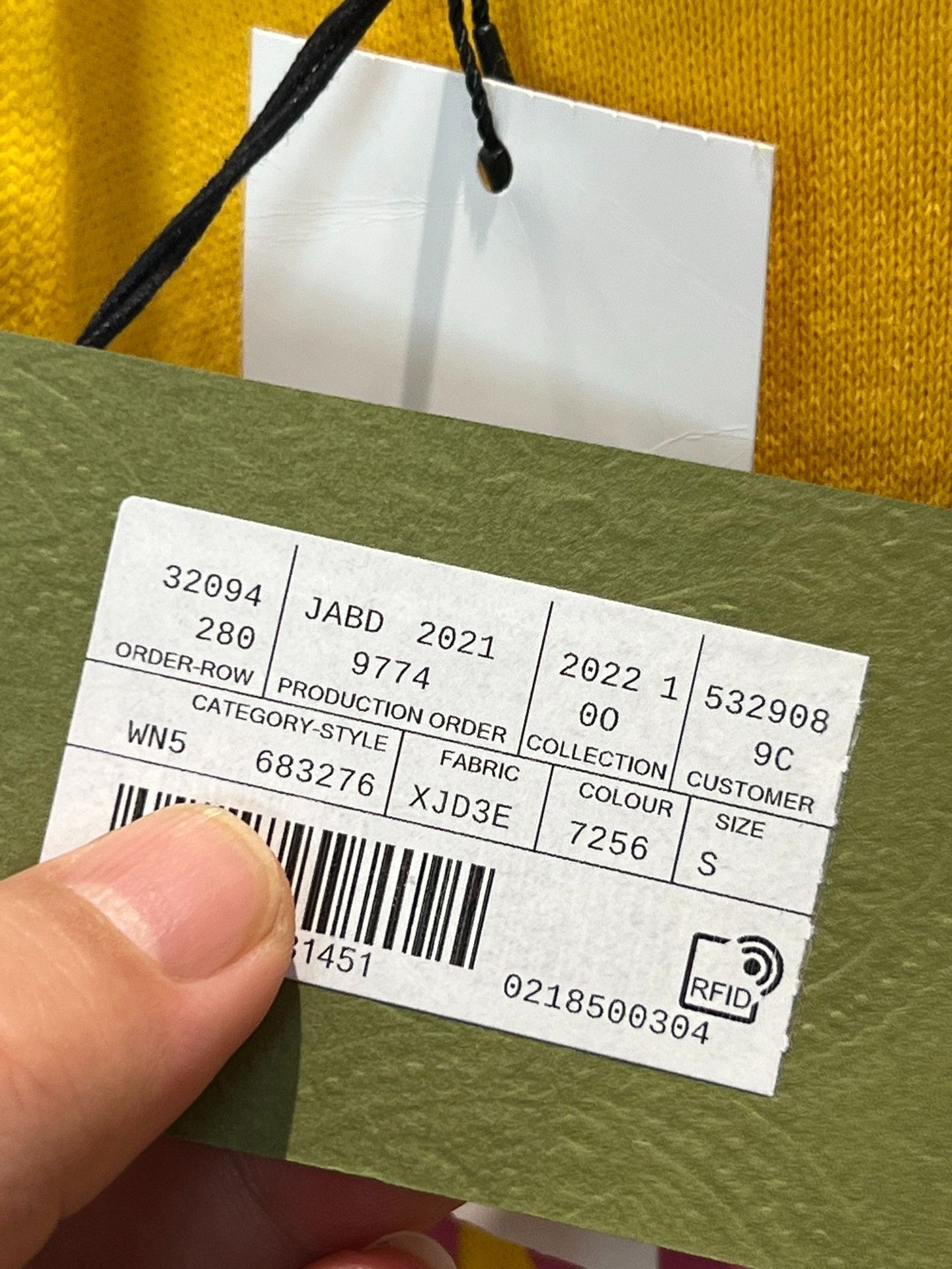 Gucci Gucci Gucci yellow letter logo hoodie Size US S / EU 44-46 / 1 - 3 Thumbnail