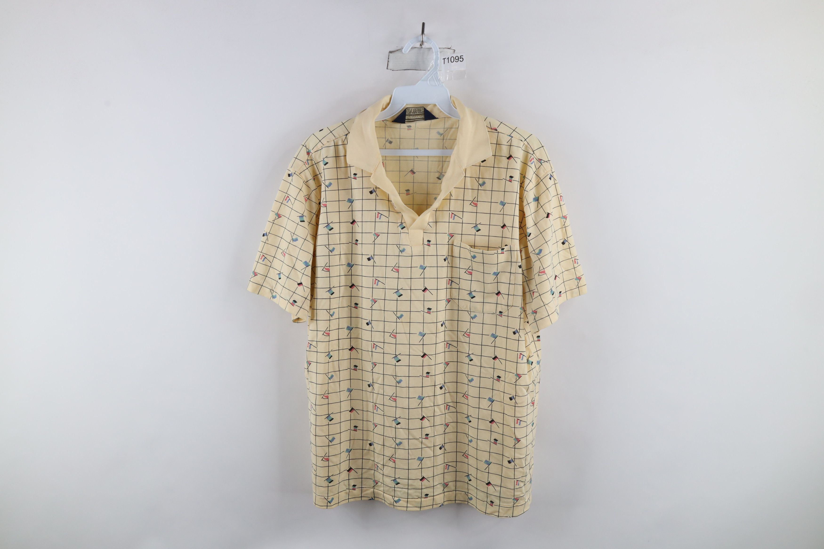 Vintage Vintage 90s Streetwear Over Print Knit Collared Polo Shirt Size L / US 10 / IT 46 - 1 Thumbnail