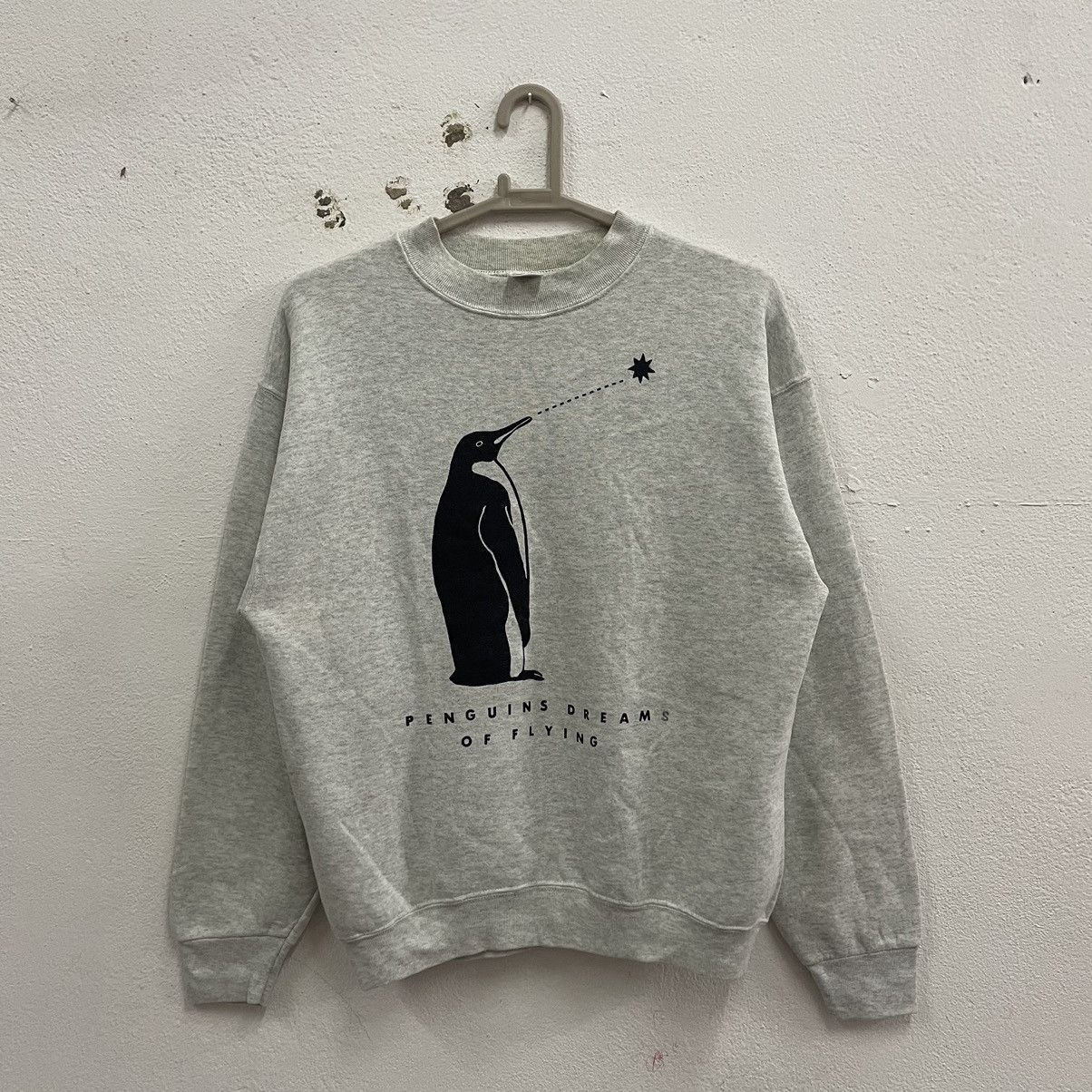 Fruit Of The Loom × Habitat × Vintage 🔥Vintage Penguin Dreams Big Image Sweatshirts Size US M / EU 48-50 / 2 - 1 Thumbnail