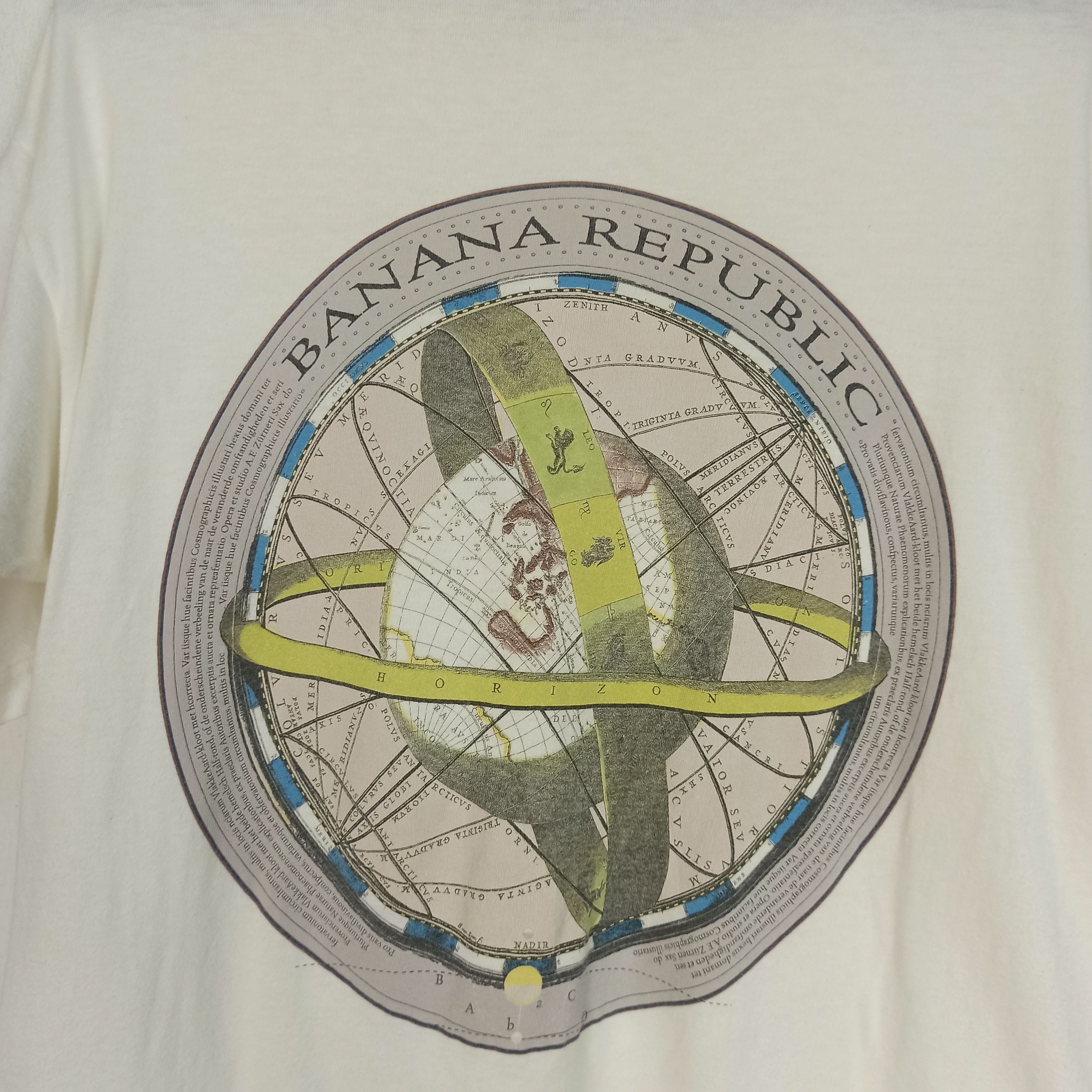 Banana Republic Vintage Banana Republic Single Pocket Made in Usa Tshirt Size US S / EU 44-46 / 1 - 2 Thumbnail