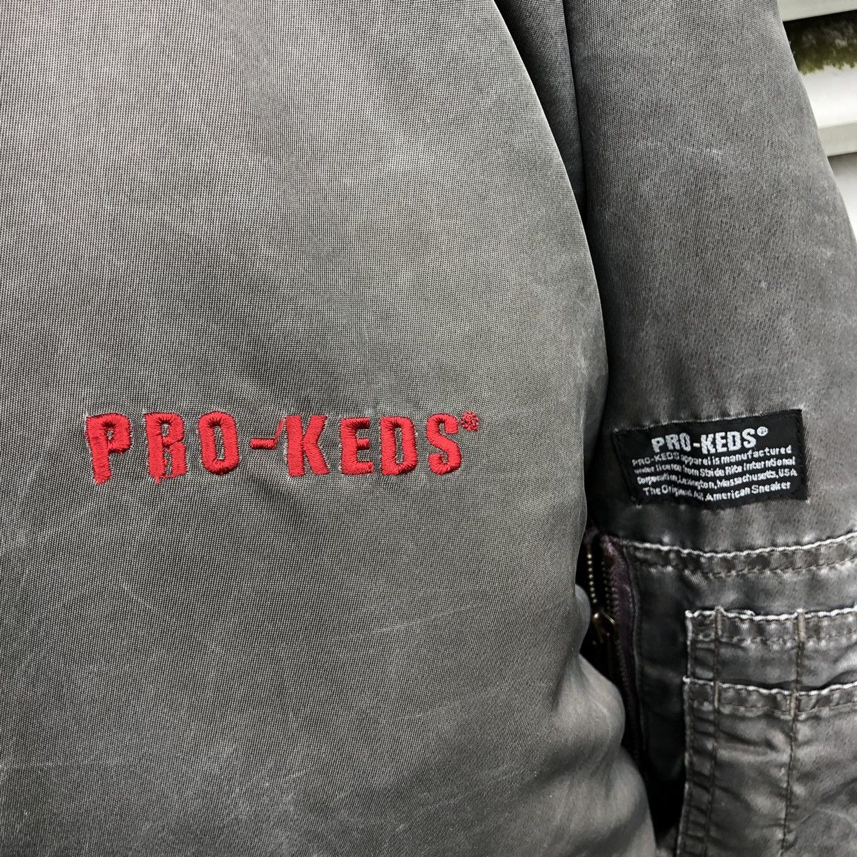 Vintage Vintage Sun Faded Ma-1 Bomber Jacket By Pro-keds Size US M / EU 48-50 / 2 - 4 Thumbnail