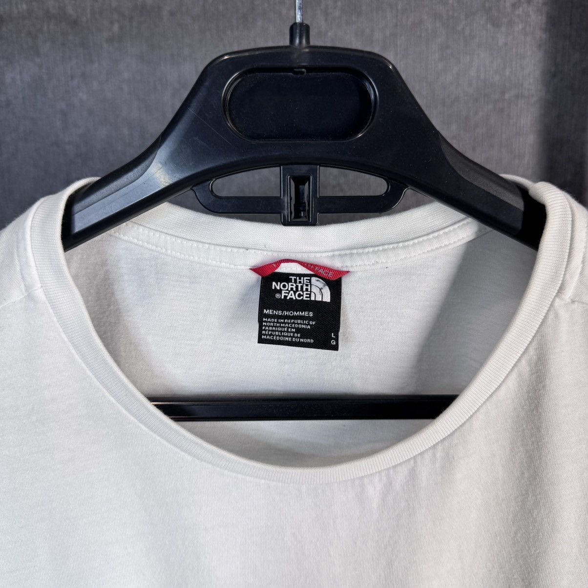 The North Face The North Face t shirt tee Big Logo Size US L / EU 52-54 / 3 - 2 Thumbnail