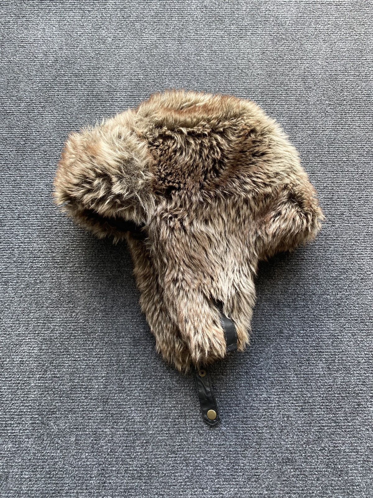 Le Grande Bleu (L.G.B.) 🔥Mohair Fur Fuzzy Hat Traper hat L-Xl Size ONE SIZE - 1 Thumbnail
