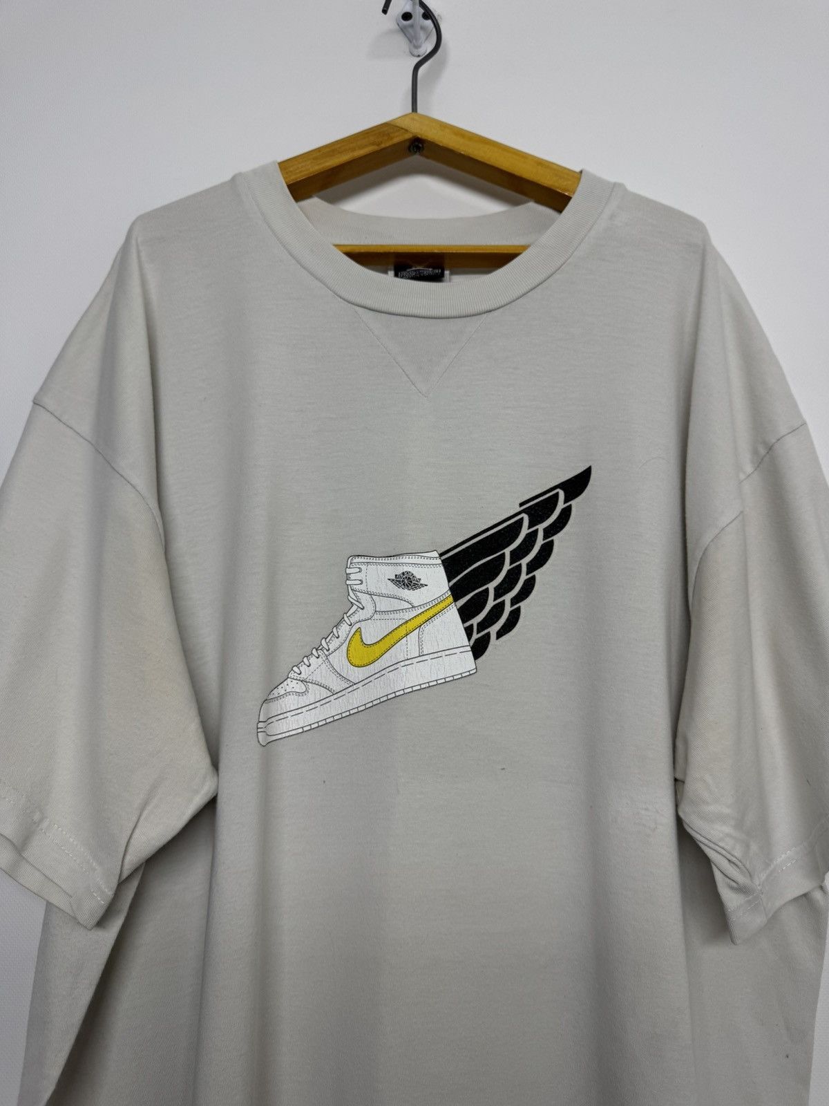 Jordan Brand VINTAGE NIKE FLIGHT CLUB JUMPMAN T-SHIRT 90’s Size US XL / EU 56 / 4 - 2 Thumbnail