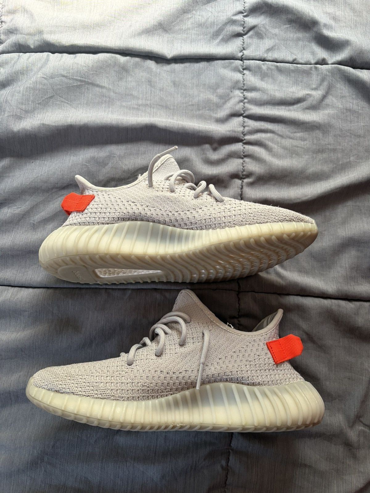 Yeezy Yeezy 350 “Taillight” Size US 10 / EU 43 - 2 Thumbnail