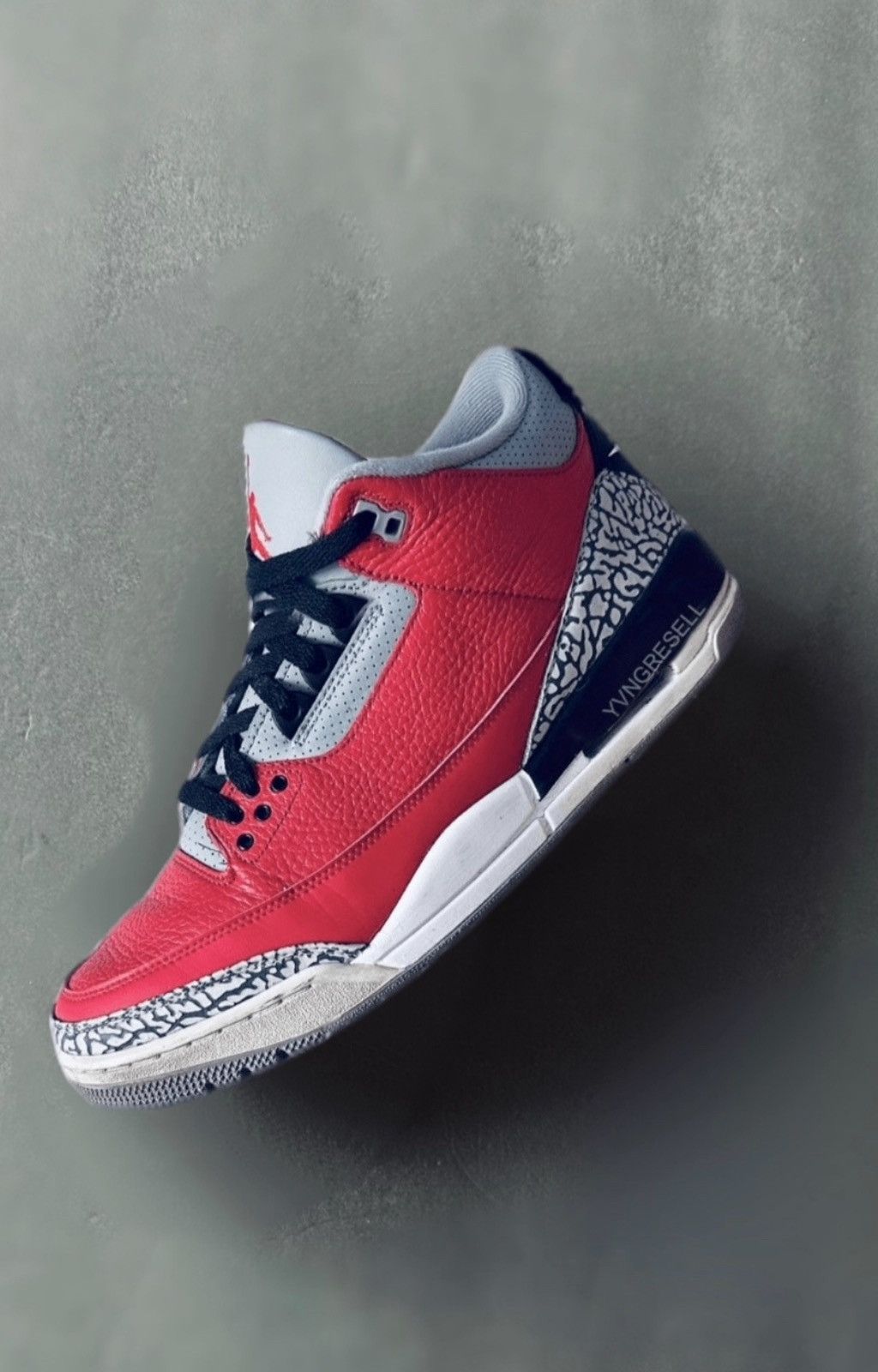 retro 3 se red