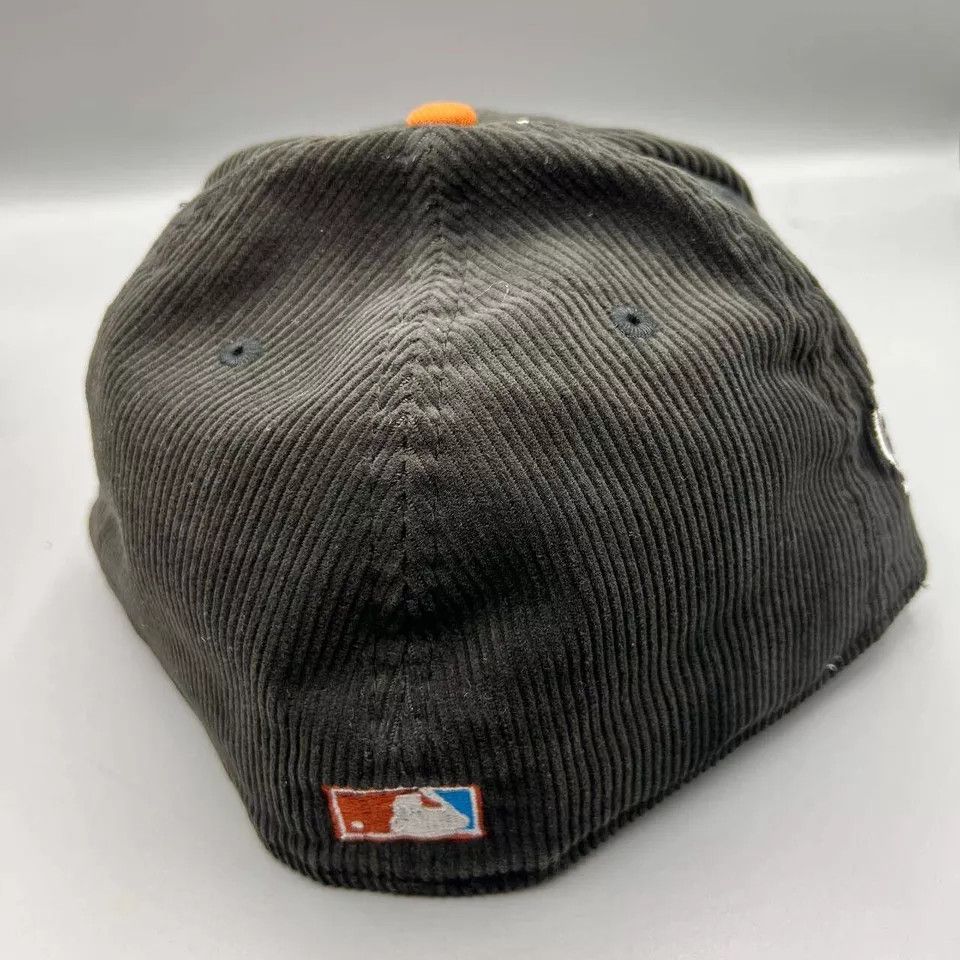 New Era Atlanta Braves Hat Men 7 5/8 Black Corduroy MLB Fitted Cap Size ONE SIZE - 7 Thumbnail