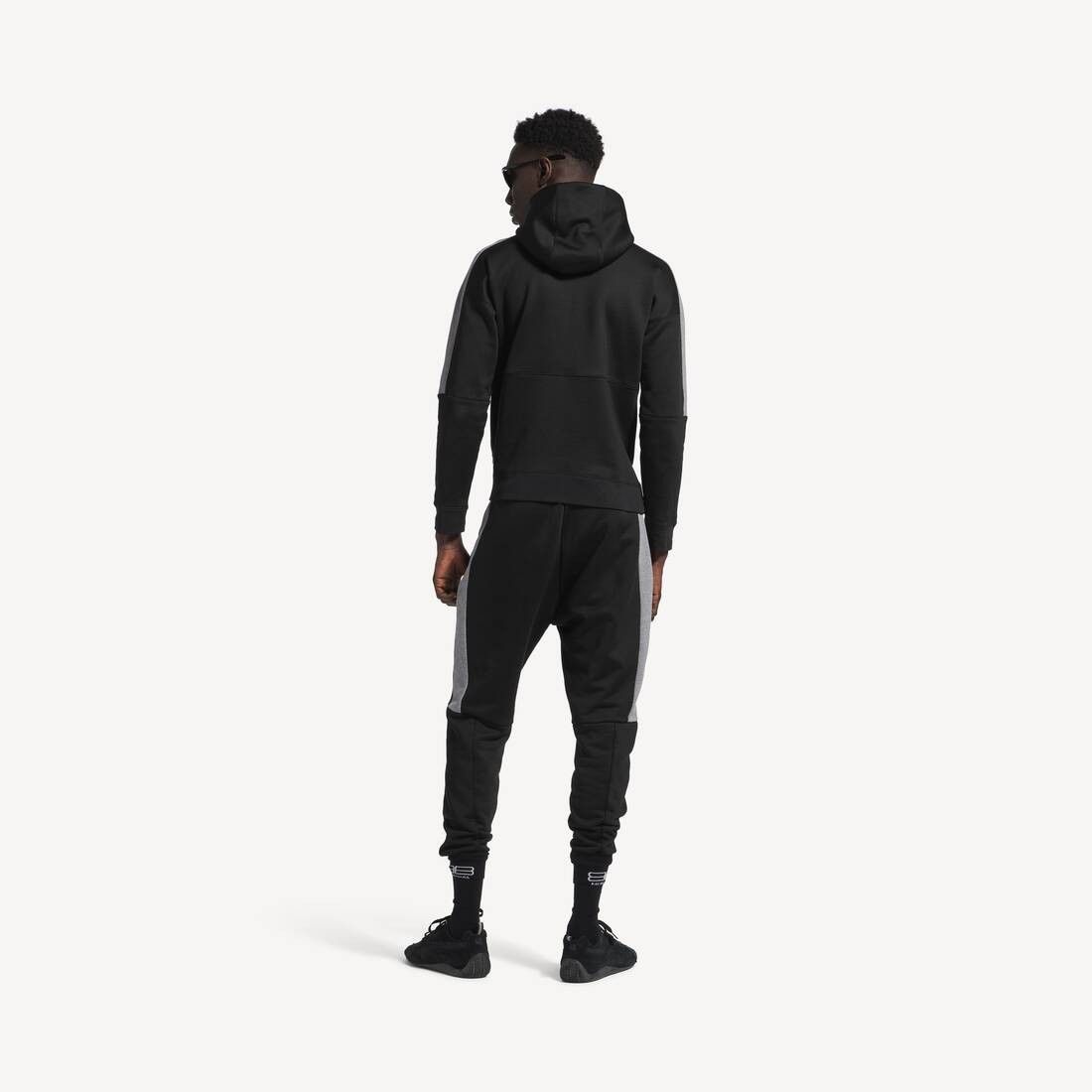 Balenciaga × Puma o1tr1nto0326 Hooded Tracksuit Jacket in Black/Grey Size US XL / EU 56 / 4 - 4 Thumbnail