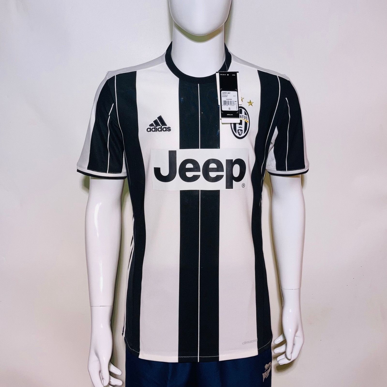 Adidas 2016-17 Juventus Home Adidas AI6241 Size US S / EU 44-46 / 1 - 1 Thumbnail