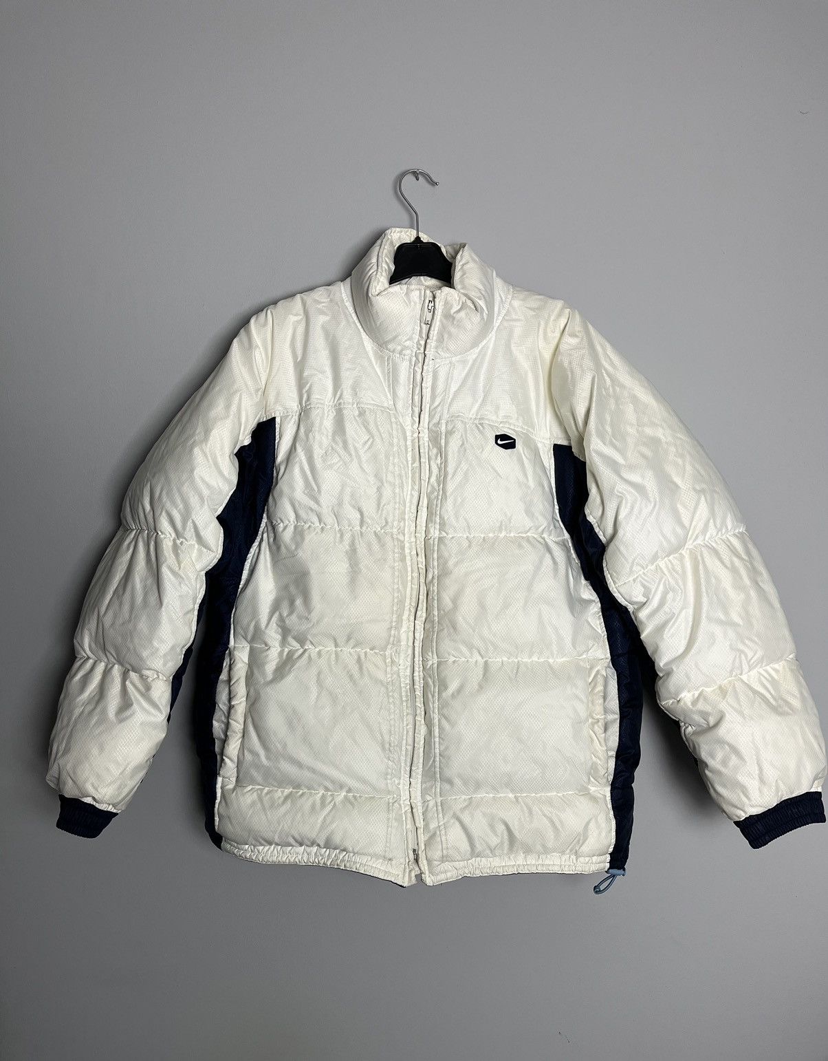 Vintage Nike puffer jacket
