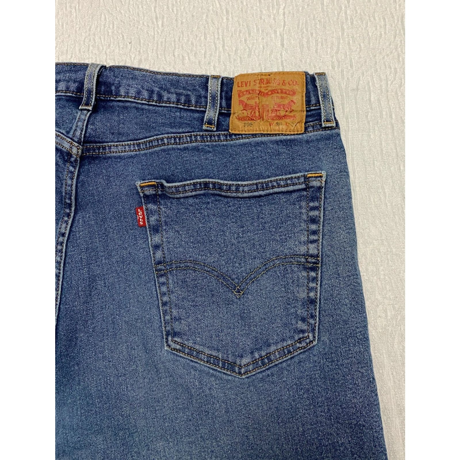 Levi's Levi's 505 Mens Jeans Size 38 × 26 Blue Denim Straight Fit Hemmed Regular 5-Pocket USA Model Levi's 500 Series Jeans Mens Plain Solid Blue Denim Jeans Size US 38 / EU 54 - 3 Thumbnail