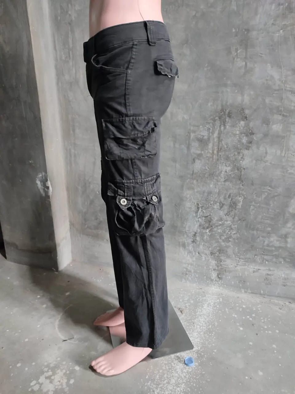 Other Valley black wash Cargo 3D Multipocket Low rise Pants Size US 29 - 10 Thumbnail