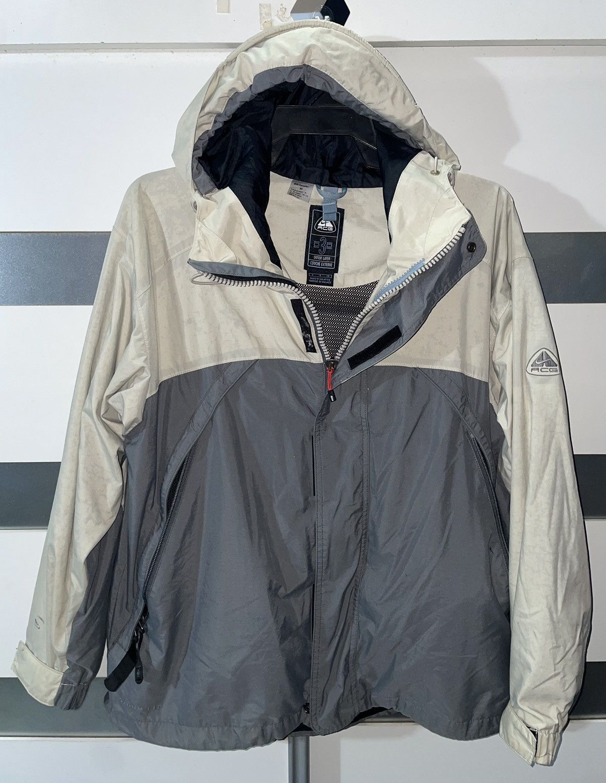 Vintage Vintage ACG jacket Hoodie brim Storm Fit Made In Malaysia Size US S / EU 44-46 / 1 - 2 Thumbnail