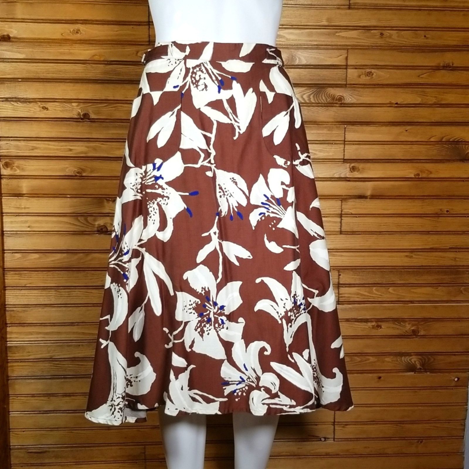 Anthropologie Anthropologie Vintage Wrap Skirt Made in USA Floral Brown SM Size 27" / US 4 / IT 40 - 1 Thumbnail