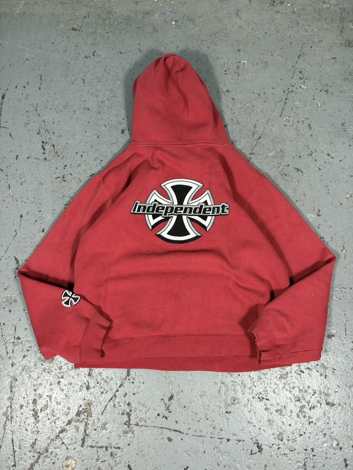Independent Truck Co. Vintage Sun faded Distressed Independent Trucks Hoodie Size US M / EU 48-50 / 2 - 1 Thumbnail